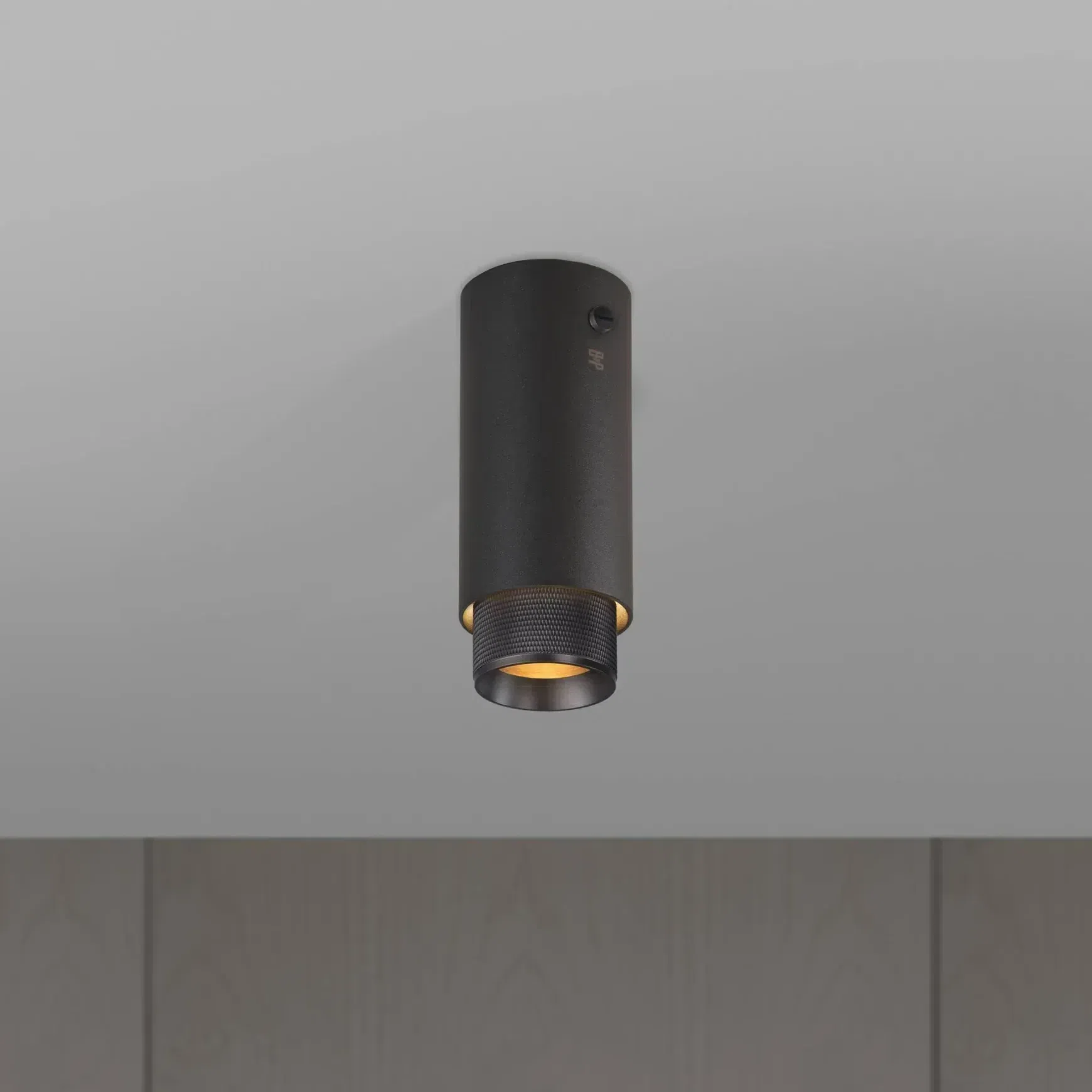 Exhaust Surface Spotlight
