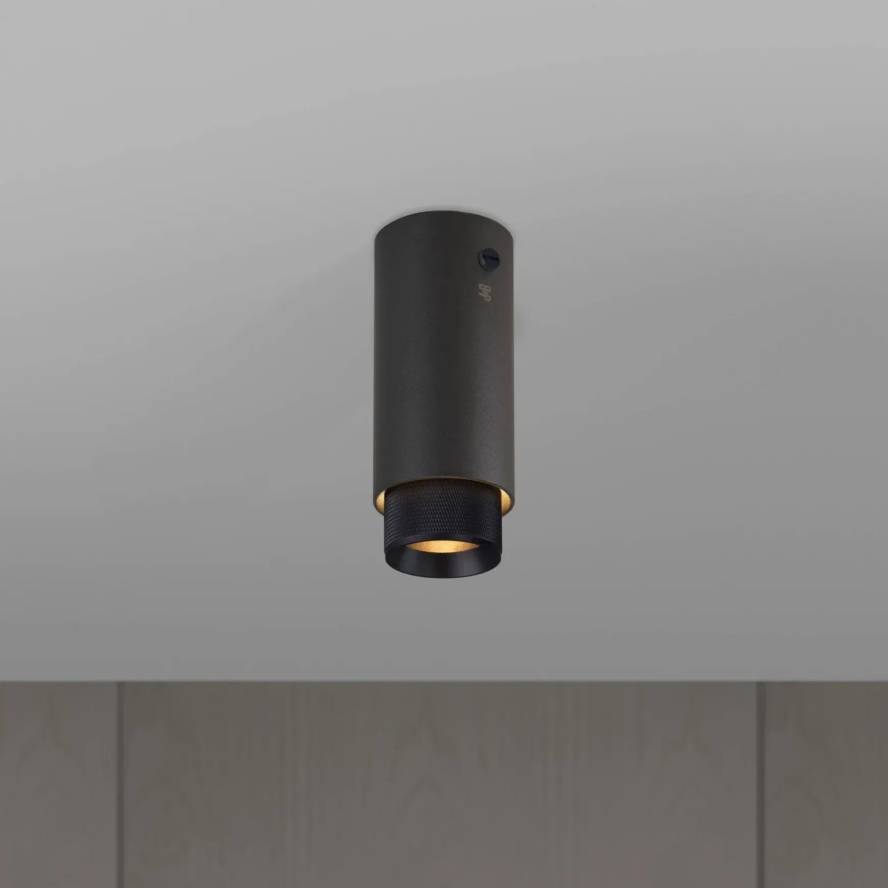 Exhaust Surface Spotlight