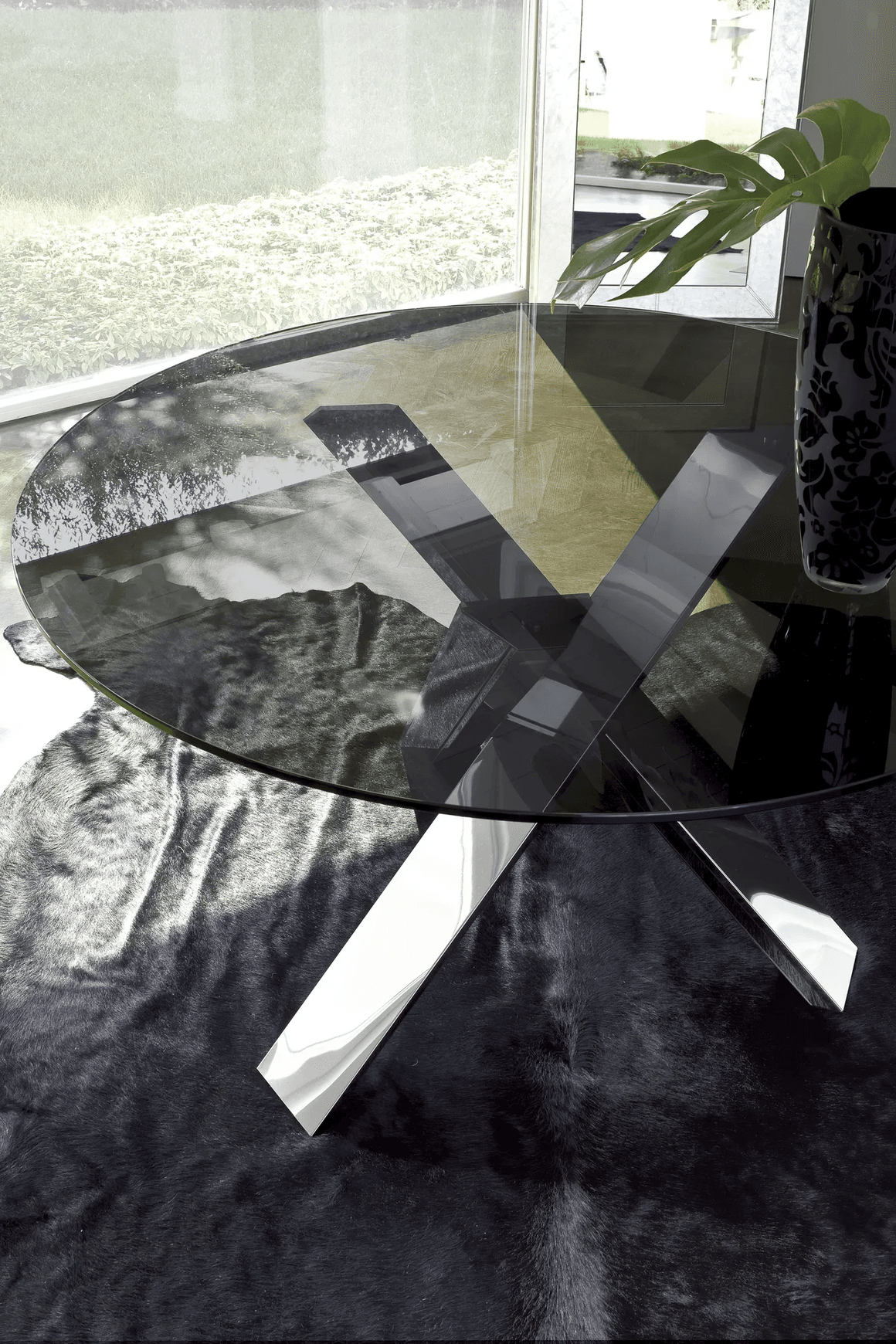 Resort Dining Table