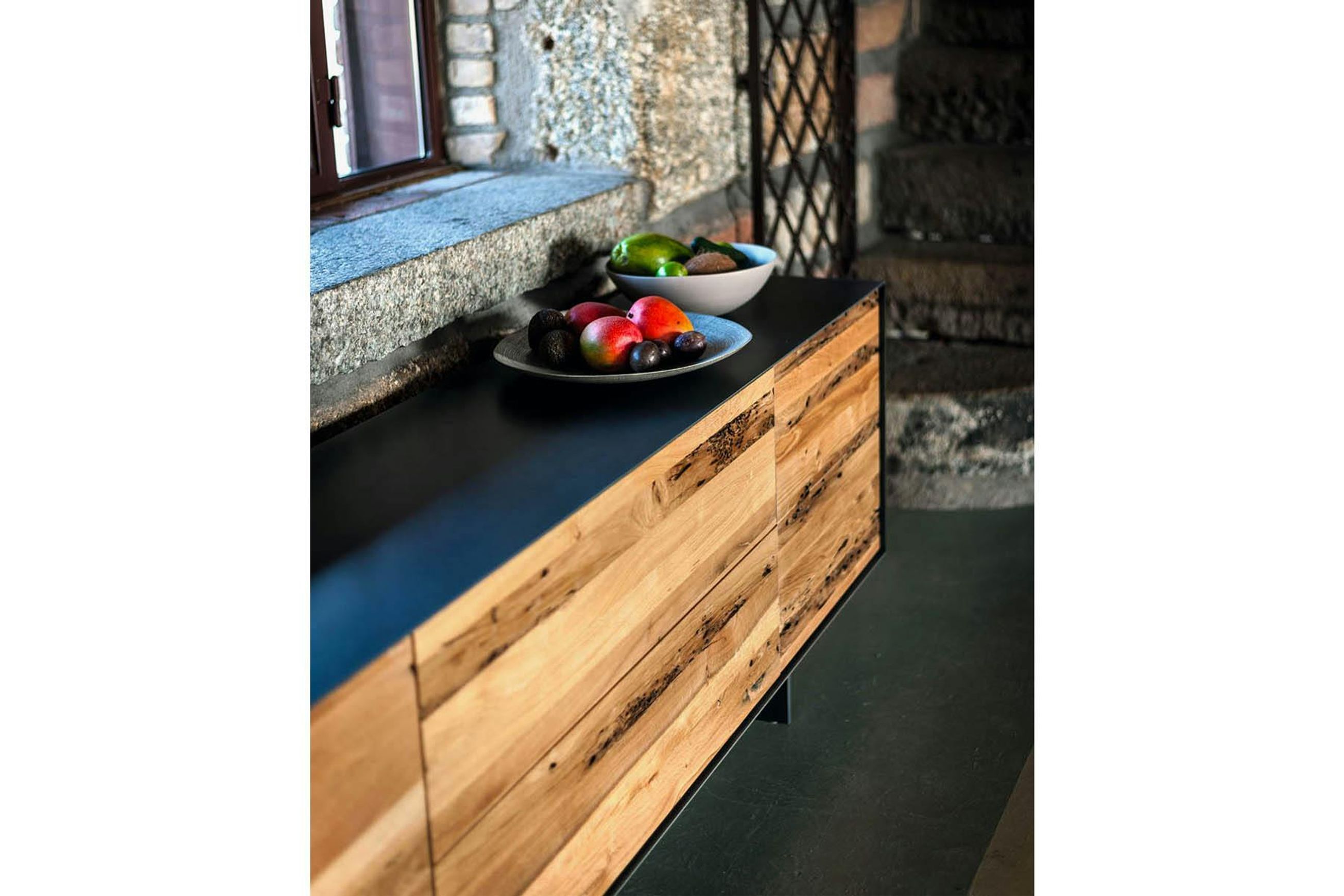 Rialto Fly Cabinet Waxed Briccola