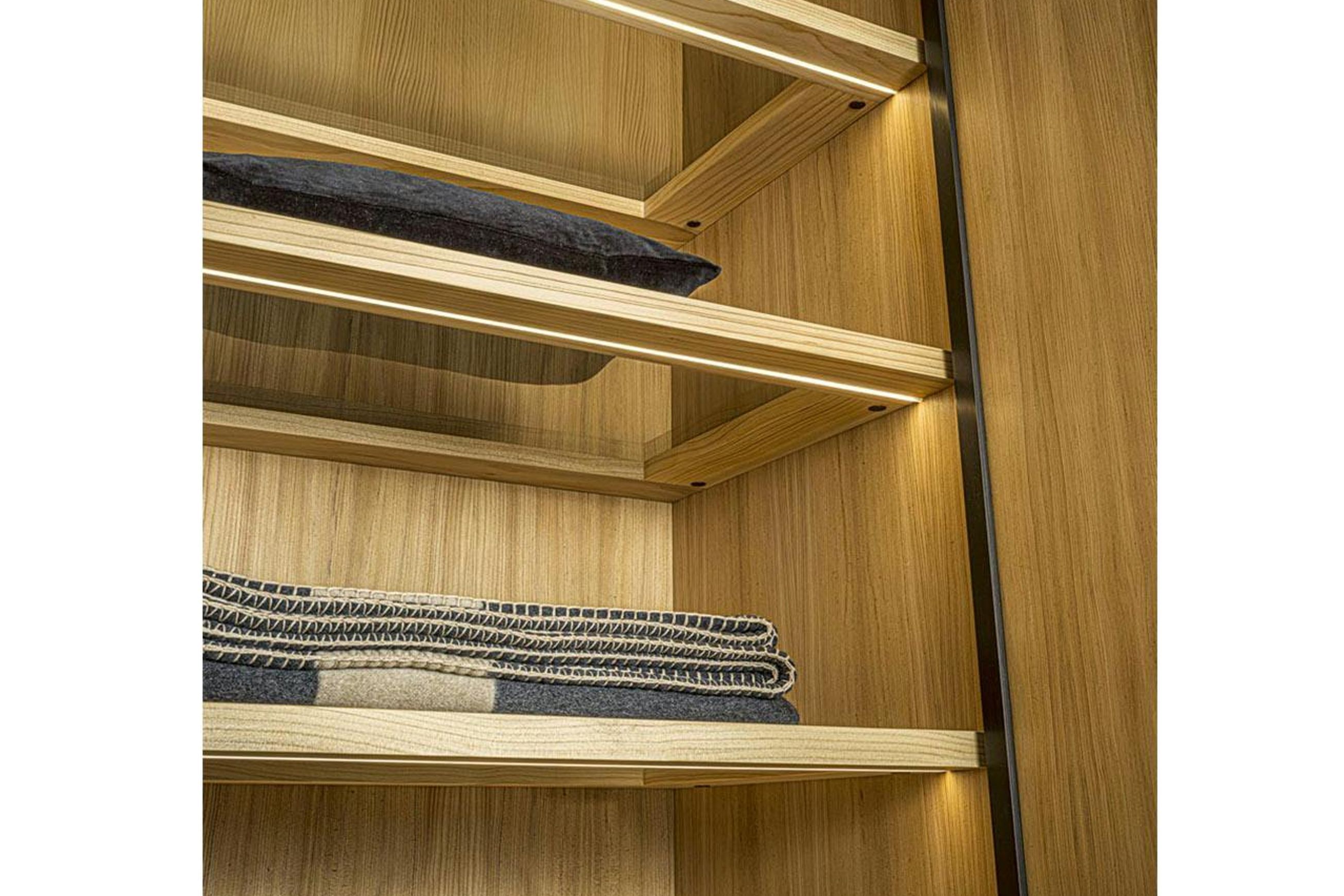 Riga Wardrobe
