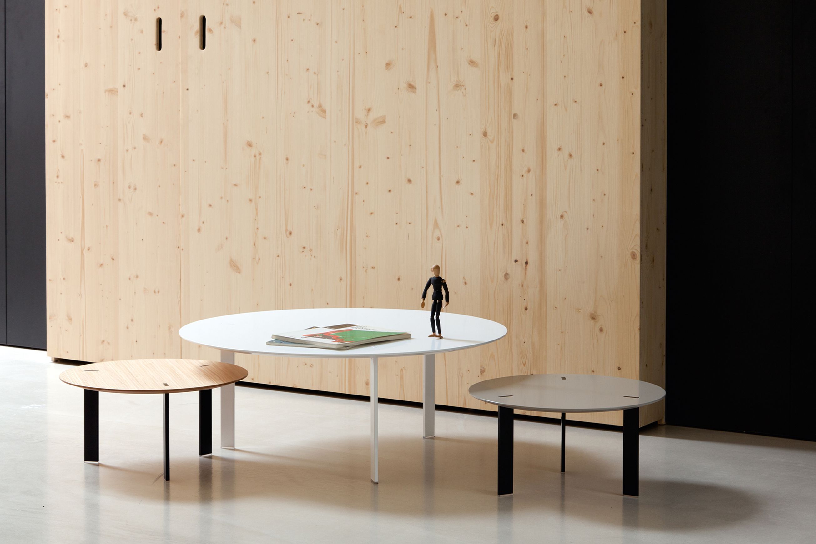 Ryutaro Low Table