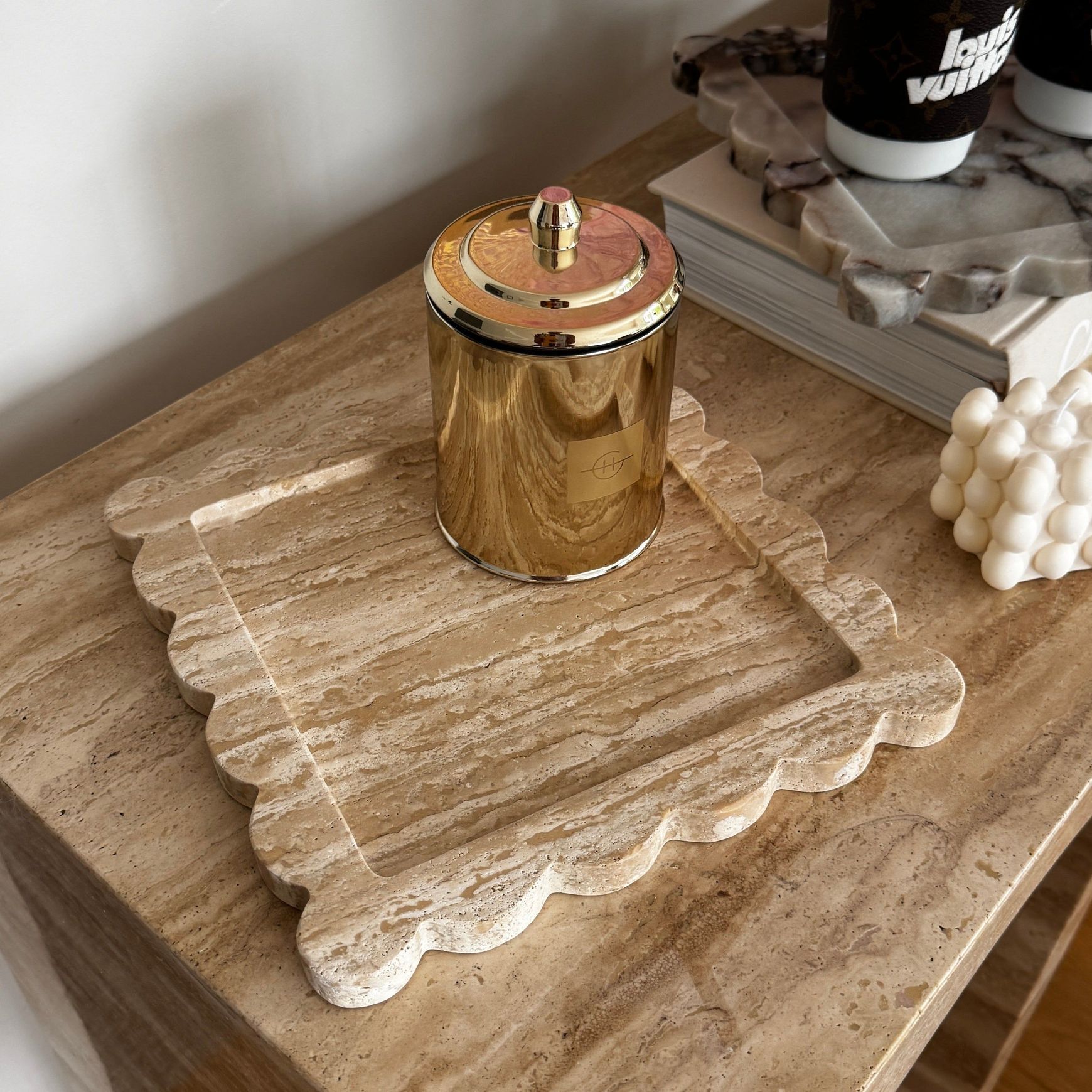 Scalloped Edge Tray - Vein Cut Travertine