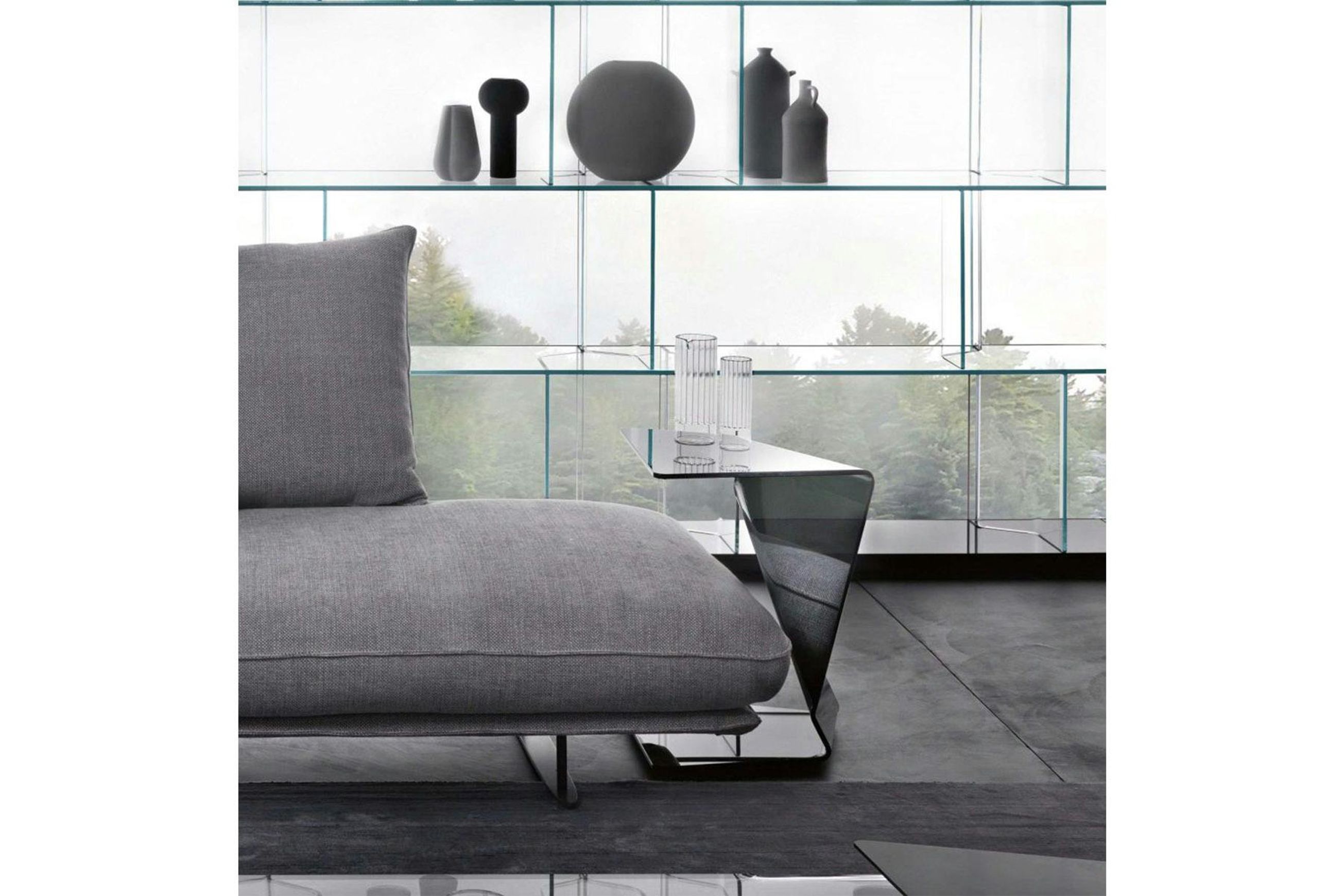Sigmy Side Table