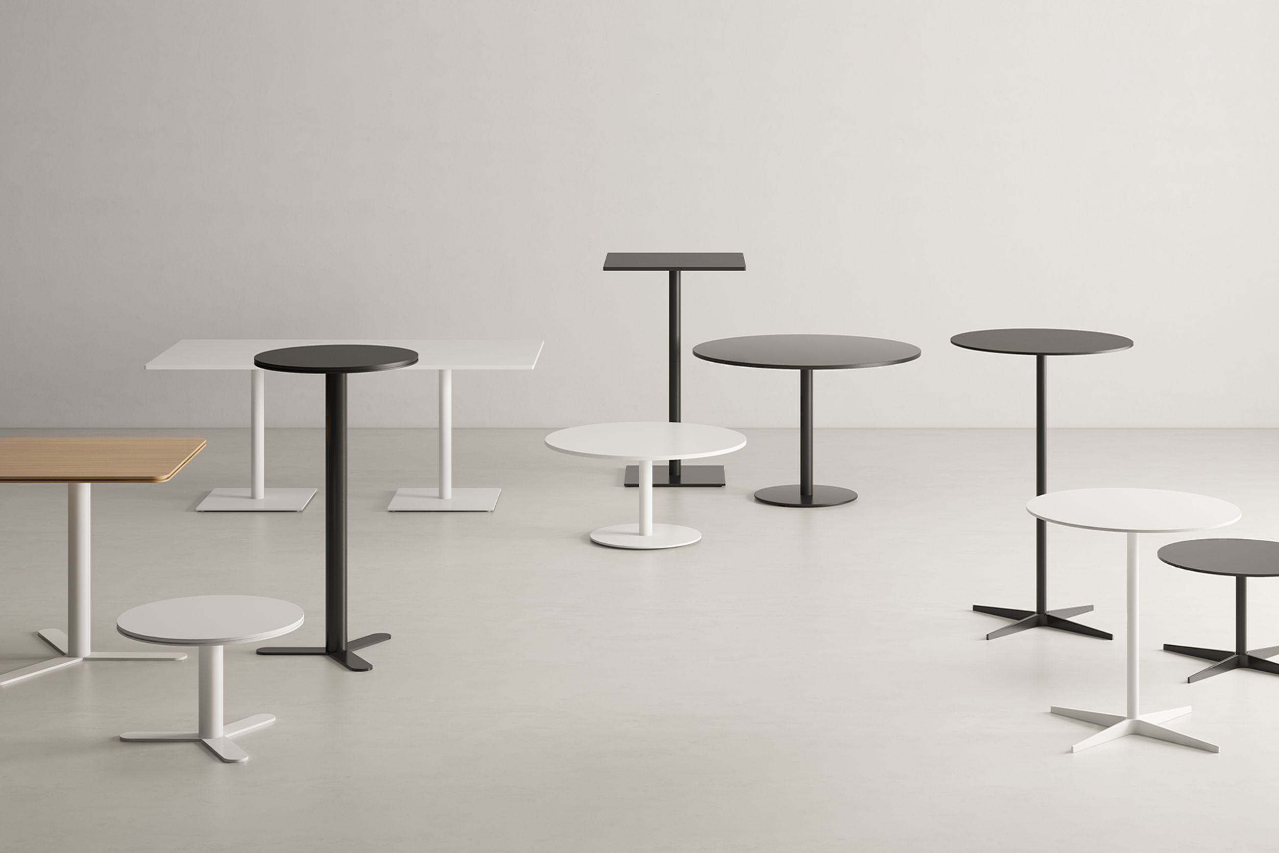 Stan Bar Table