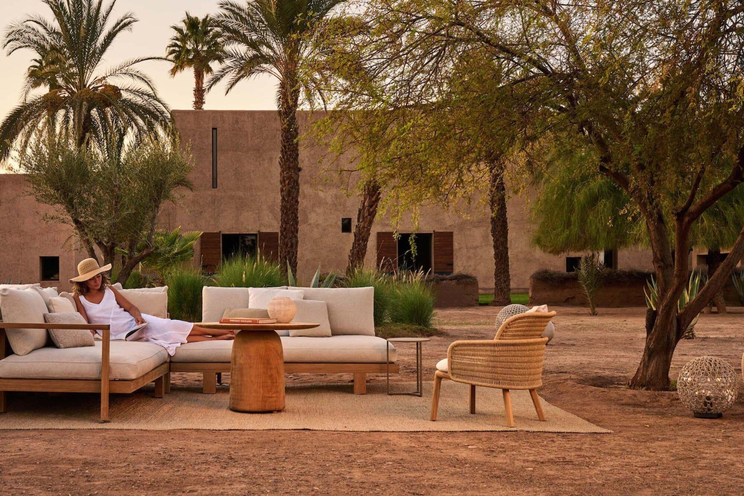 Suro Lounge Chair