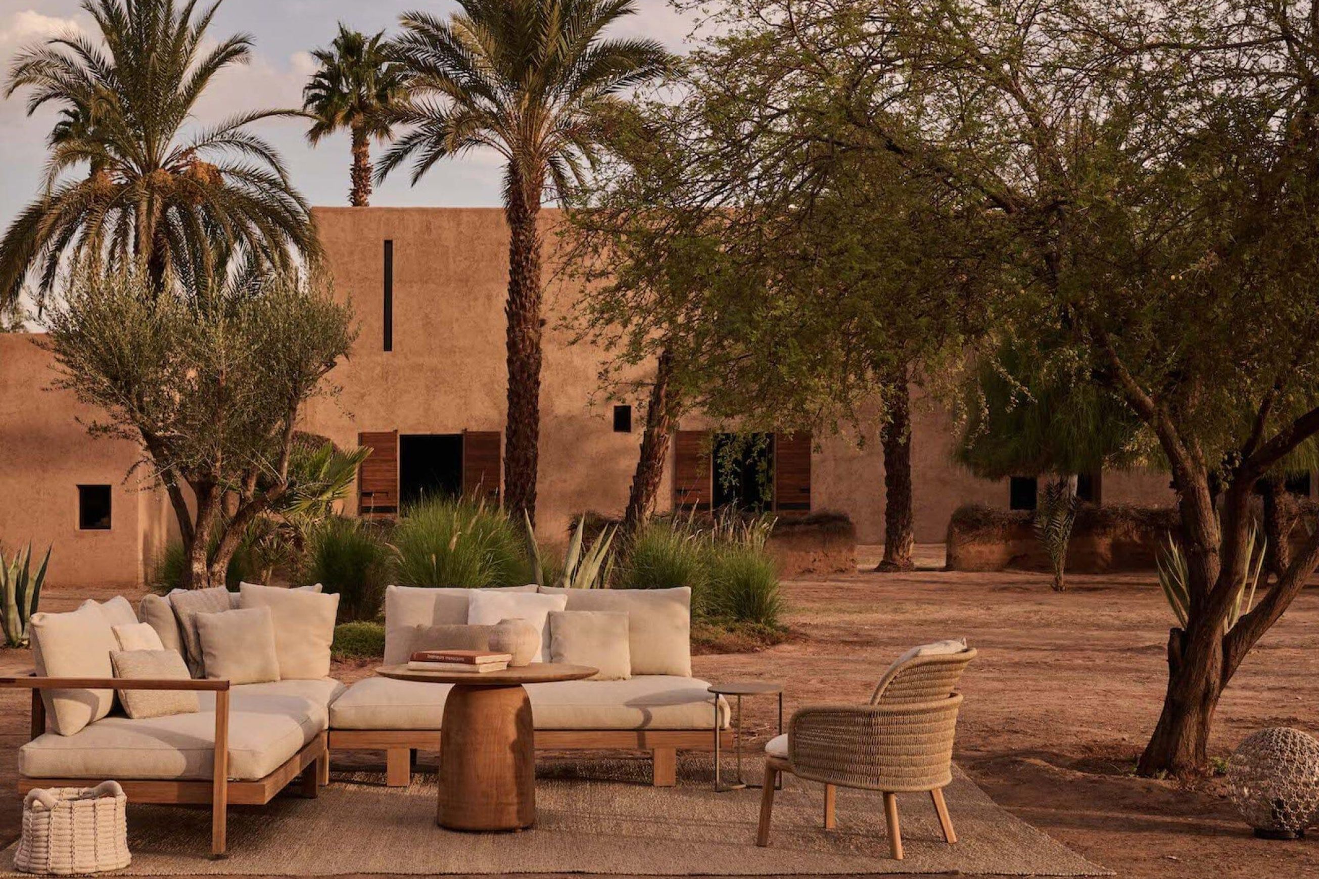 Suro Lounge Chair