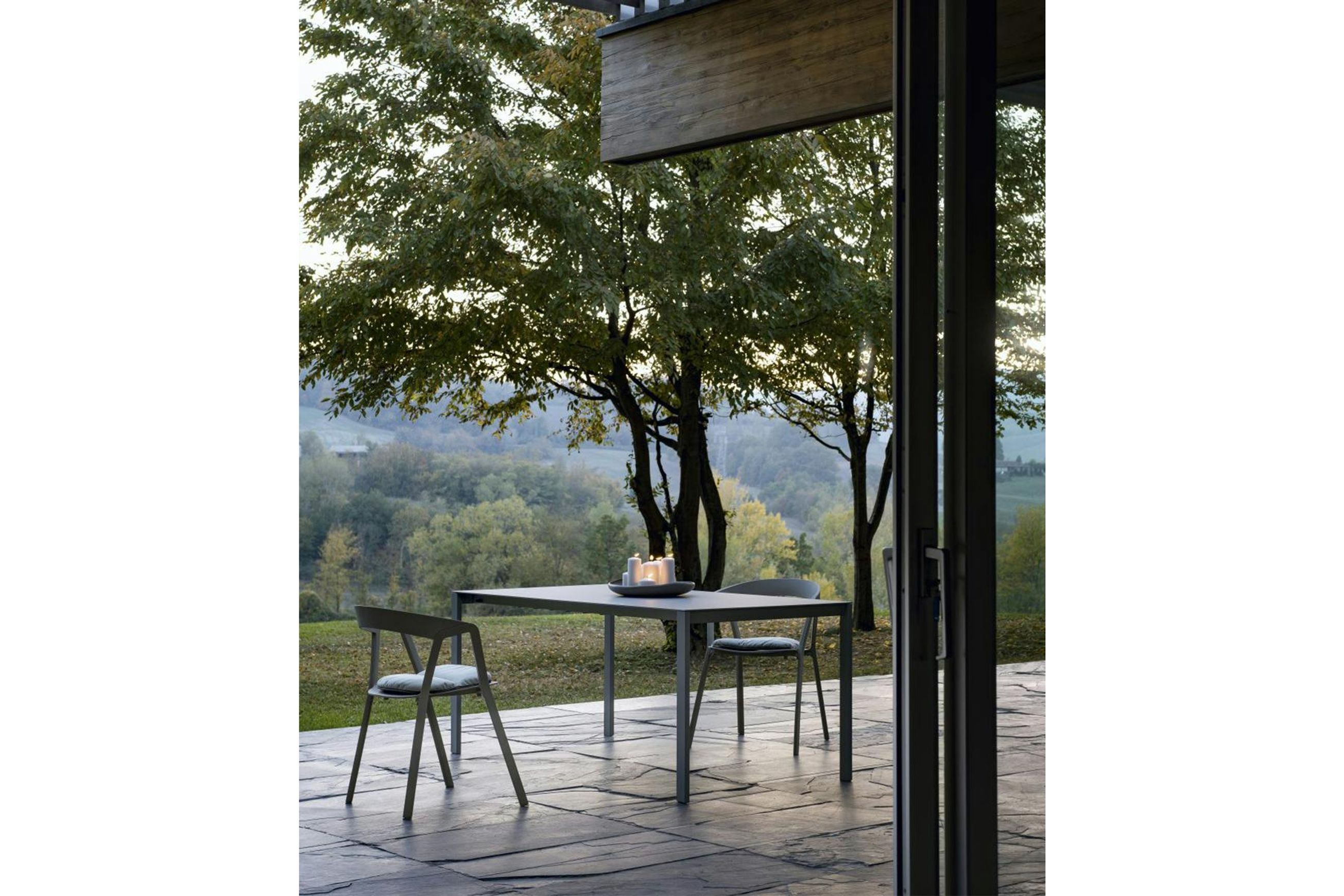 Thin-K Table