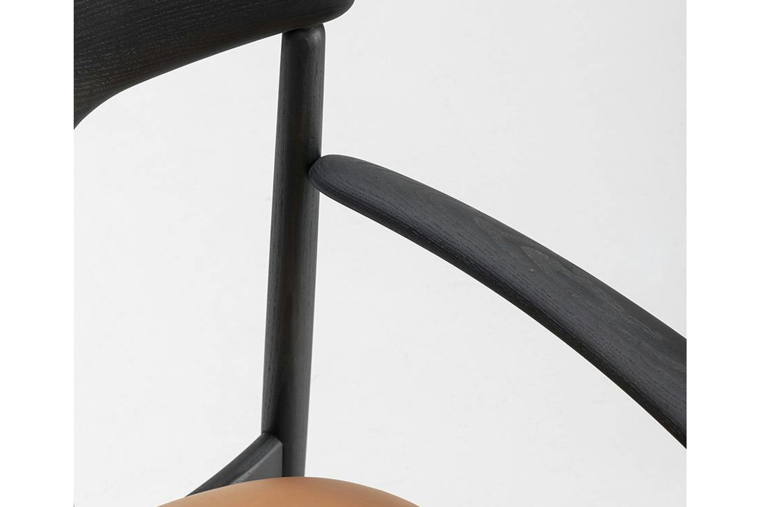 Tonbo Dining Chair