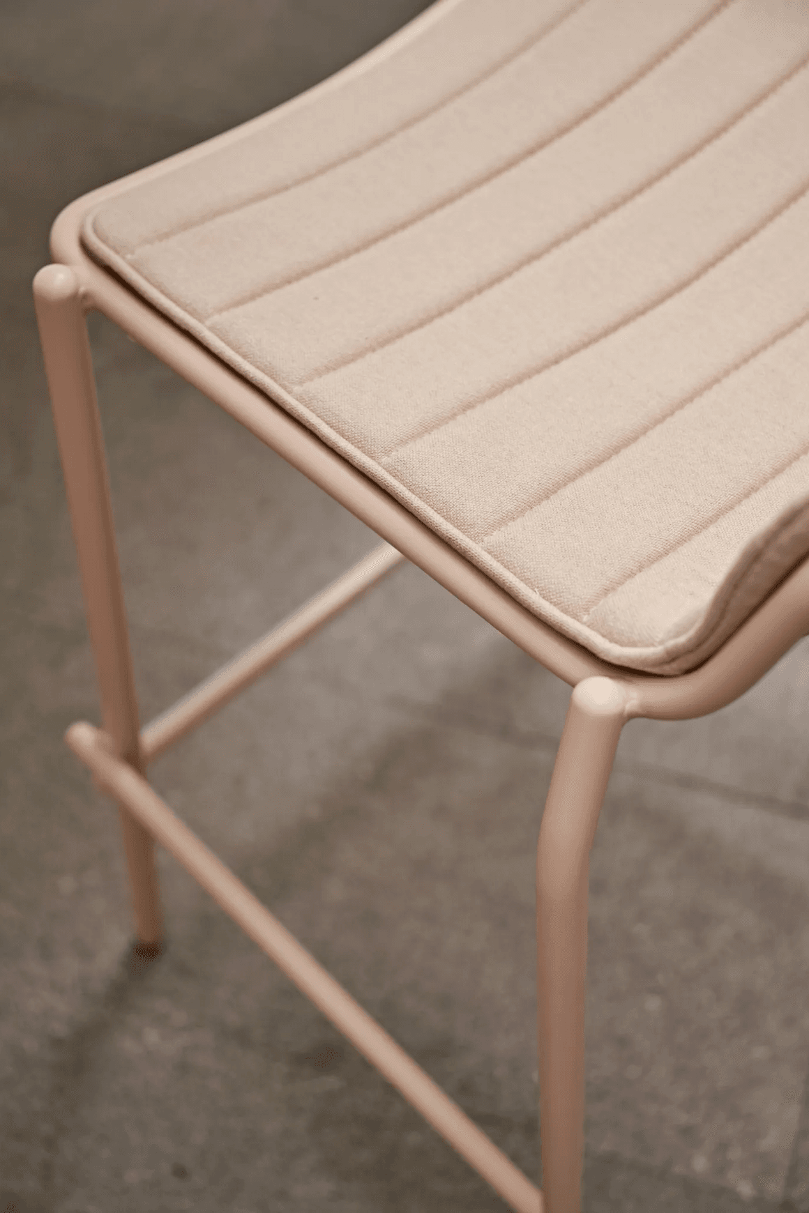 Trampoliere Outdoor Barstool