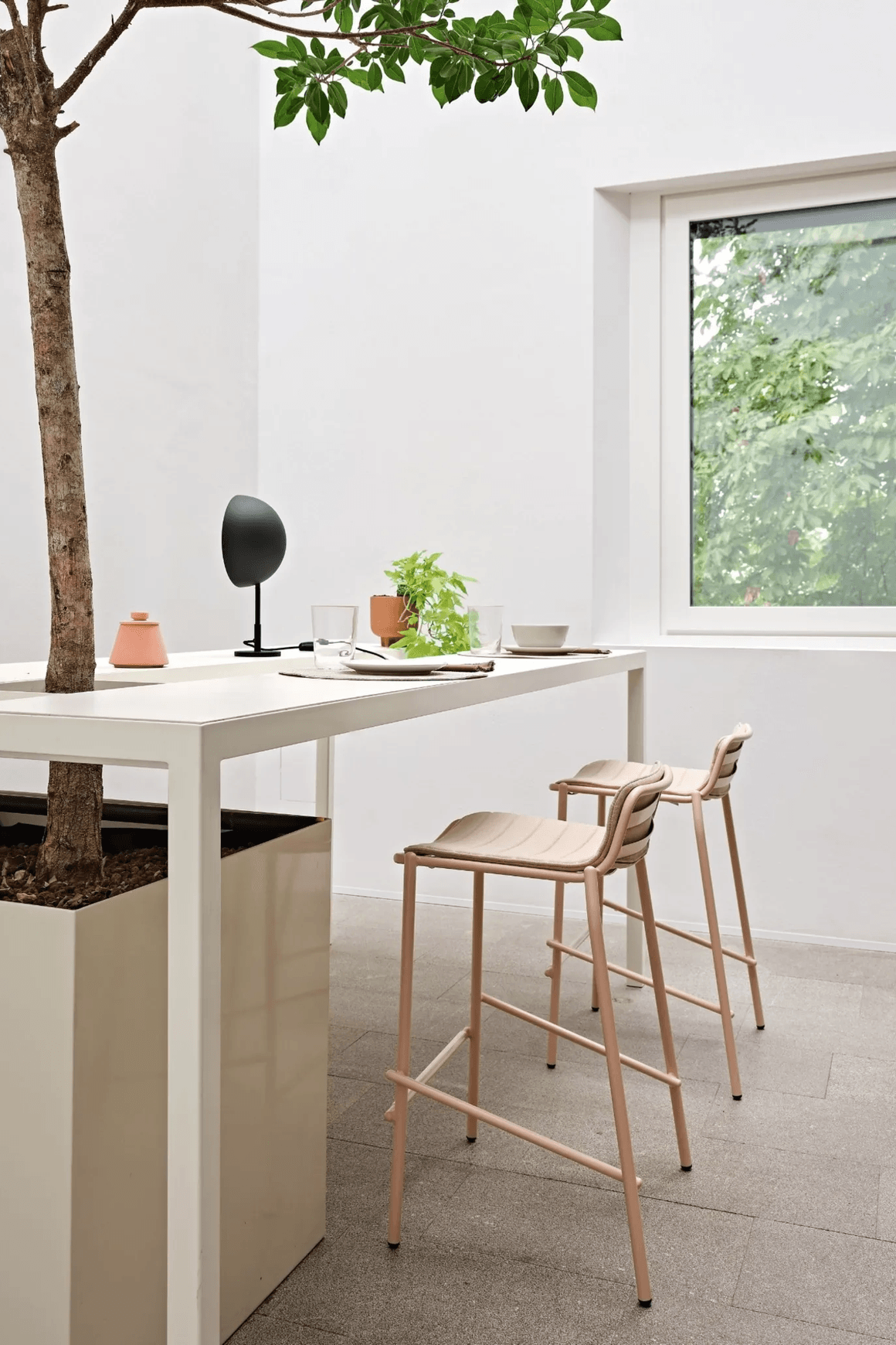 Trampoliere Outdoor Barstool