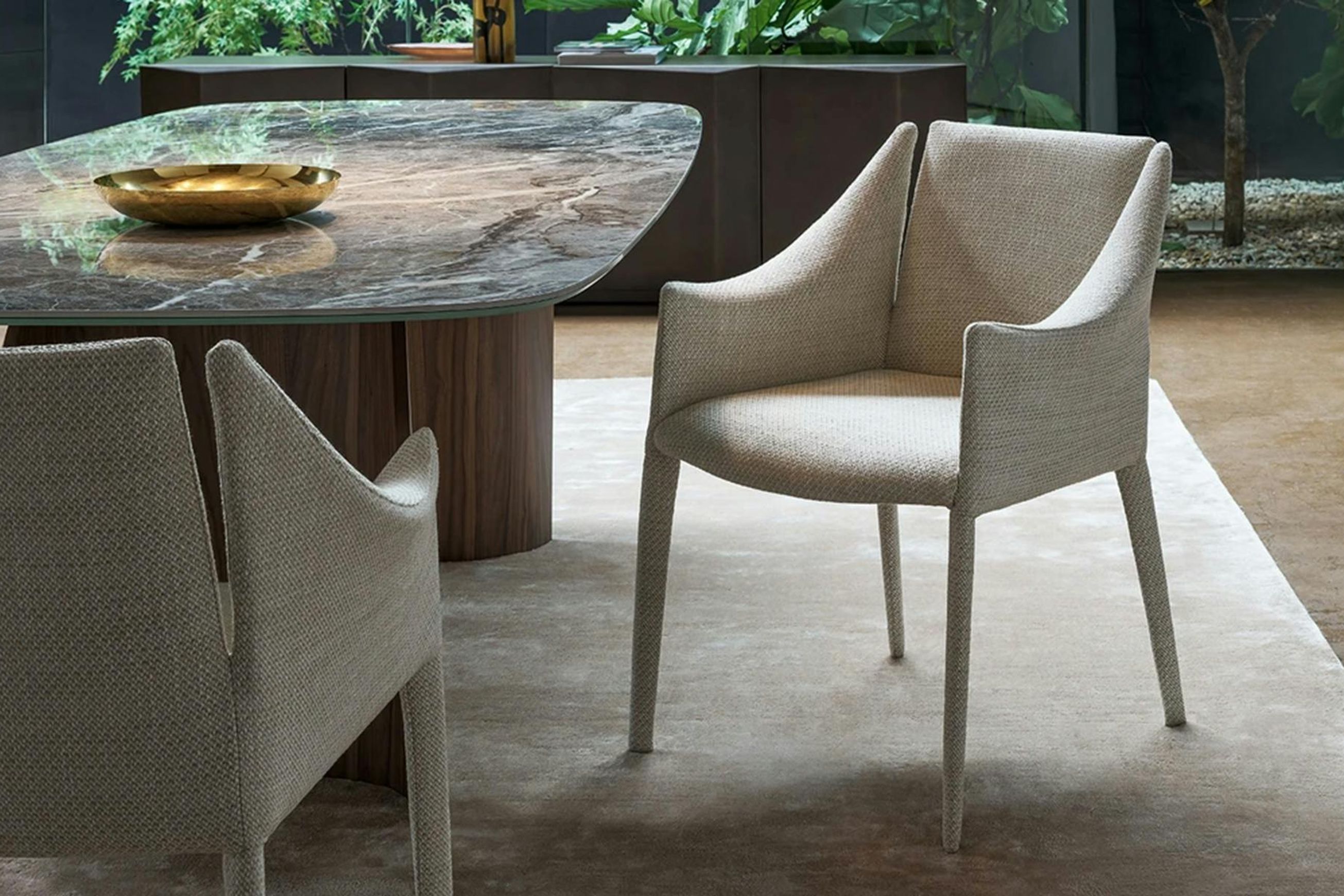 Vela Dining Chair