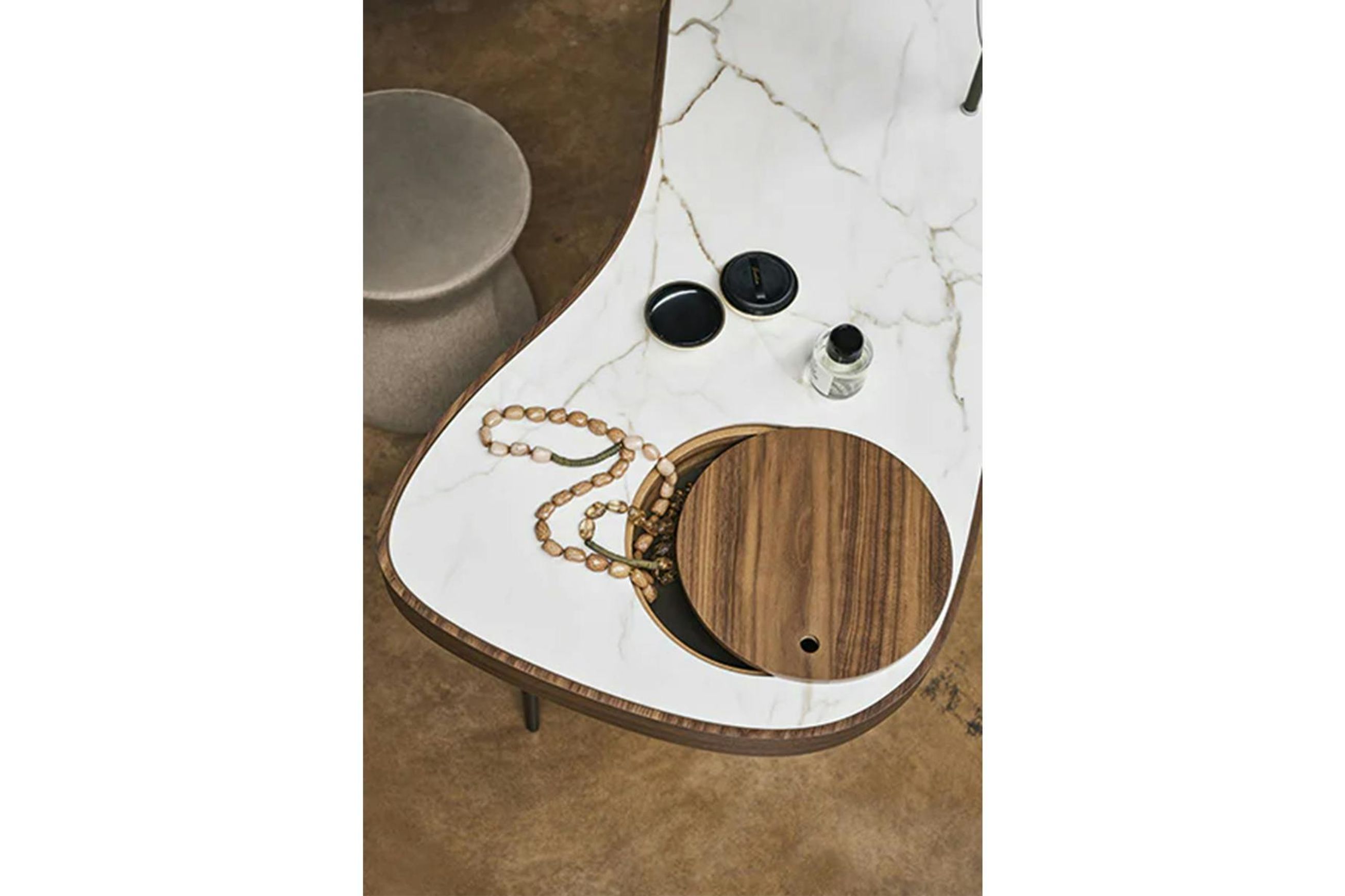 Venus Vanity Desk