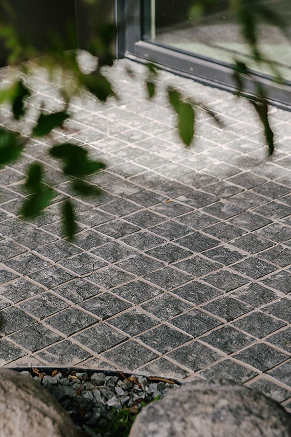 Metro Cobble Granite | Stone