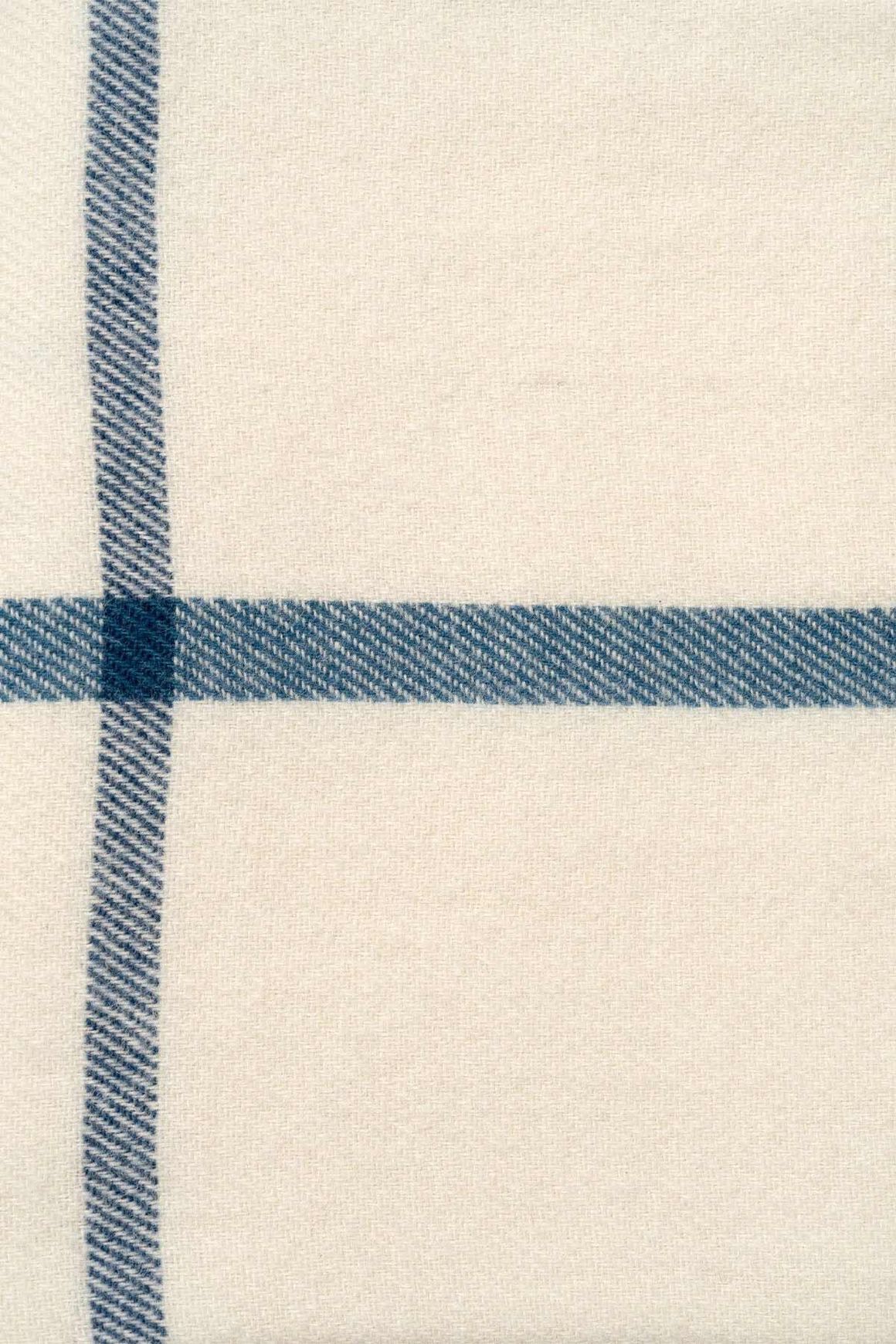 Ruanui Station Lambswool Throw -  Wakarua White