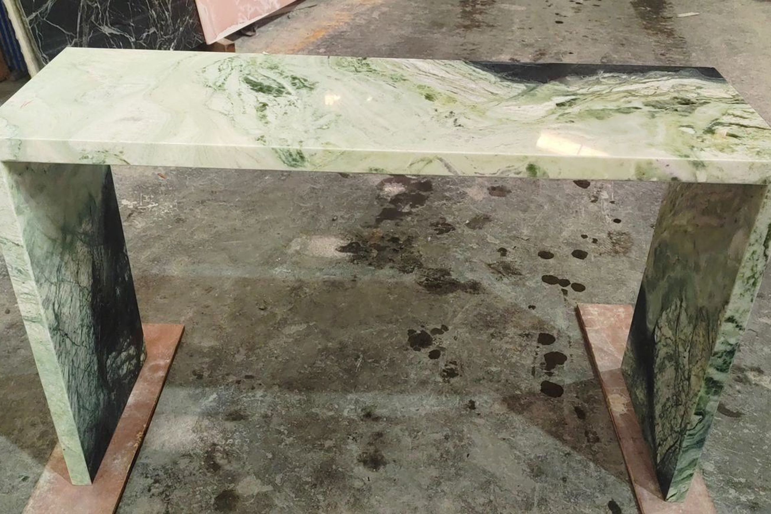 Waterfall Hallway Console - Twill Green Marble