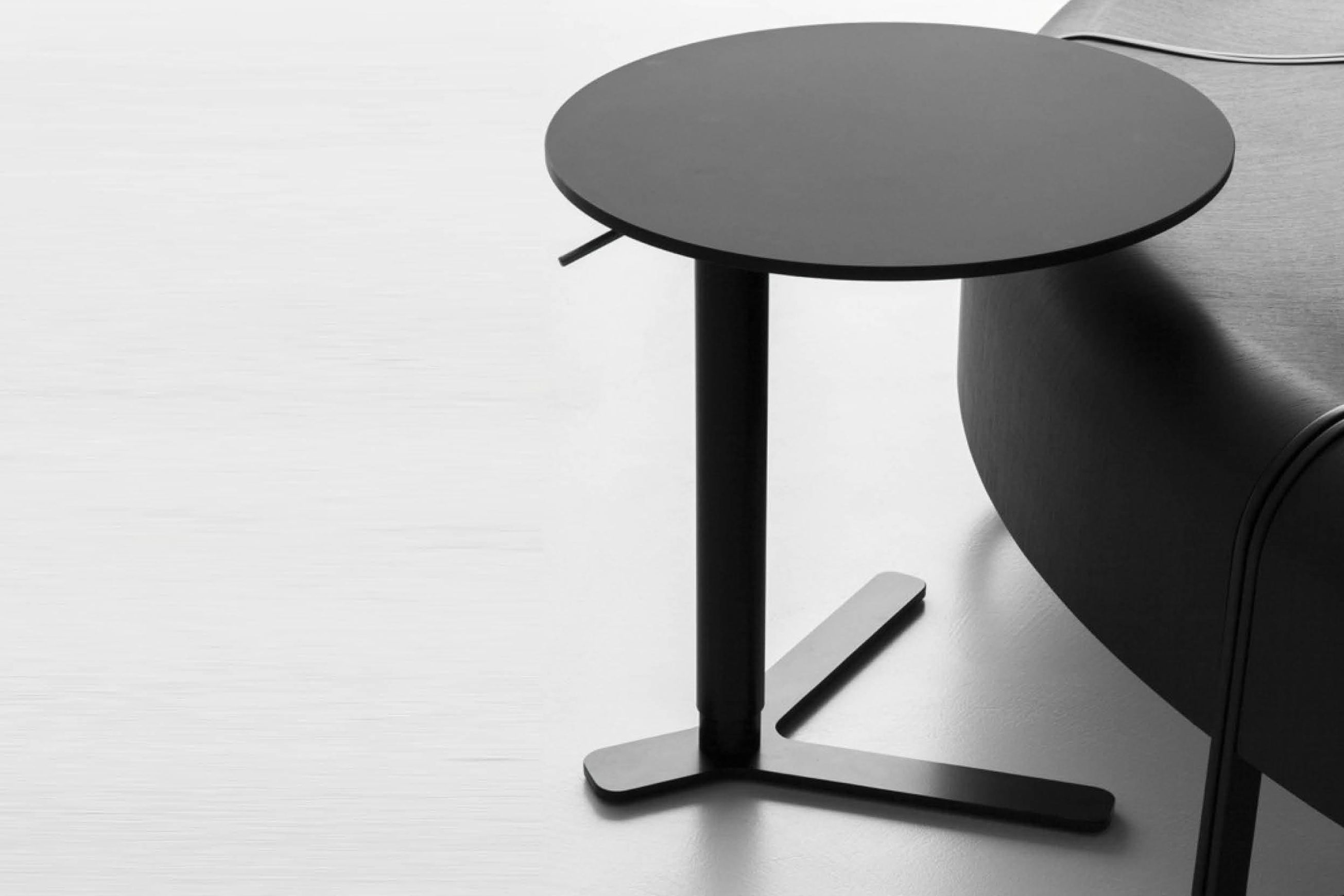 Yo Side Table