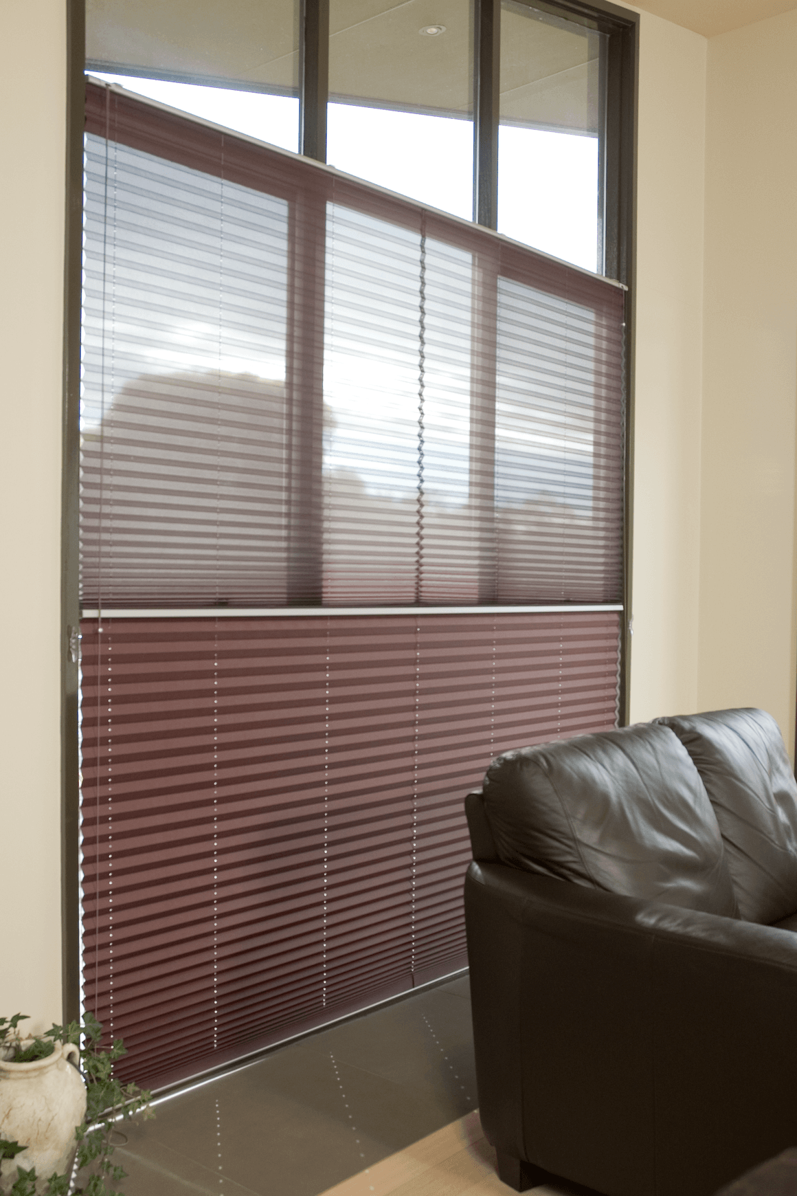 Triangle Horizontal Top Pleated Blind | Pleated Blinds
