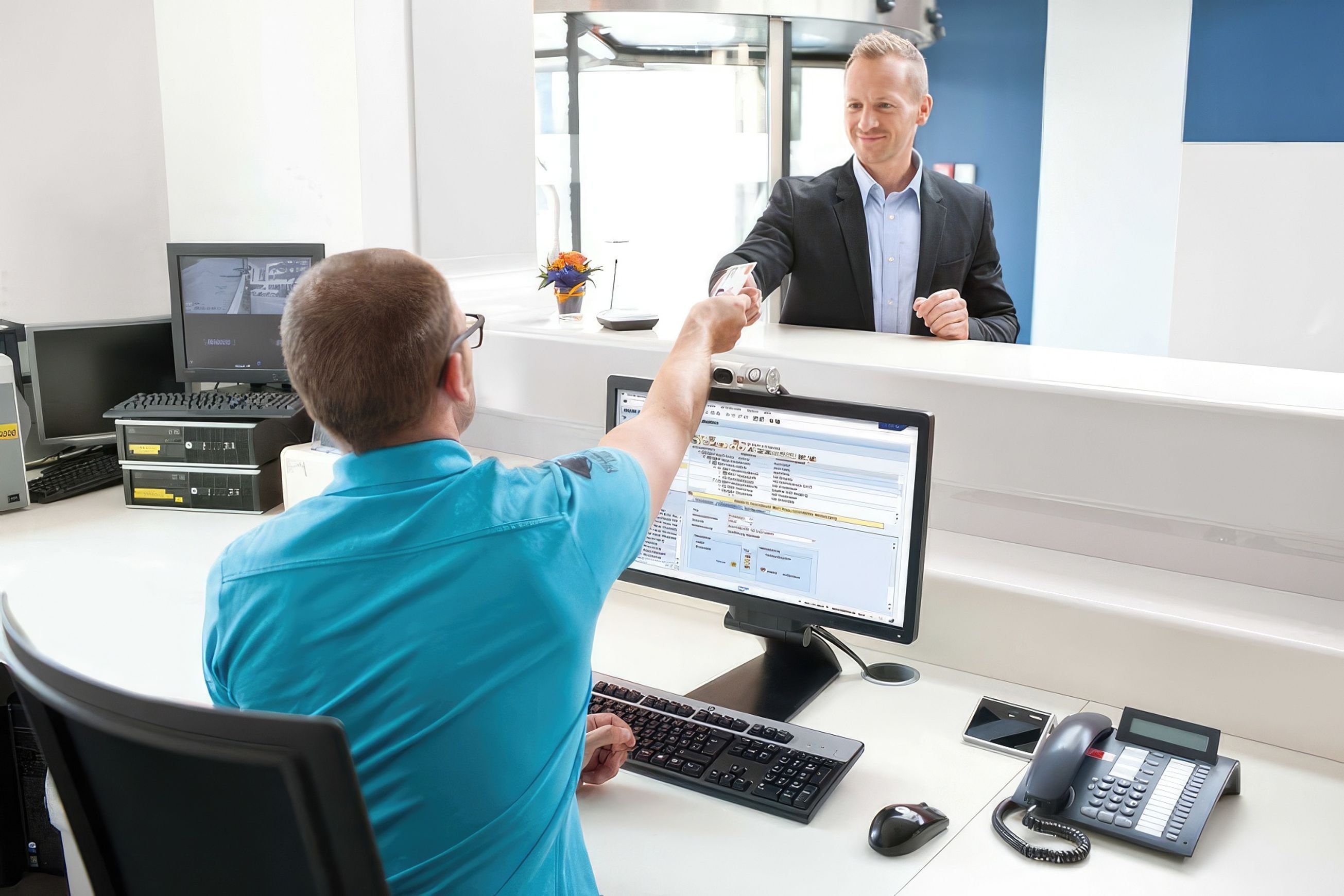 Access Control Solutions for Corporate - Kaba Exos 9300