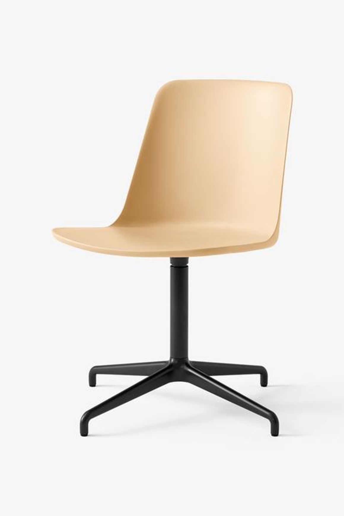 Rely HW11 Chair by &Tradition