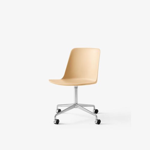 Rely HW21 Chair by &Tradition