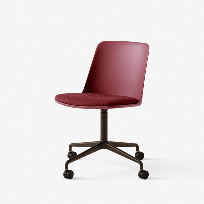 Rely HW22 Chair by &Tradition