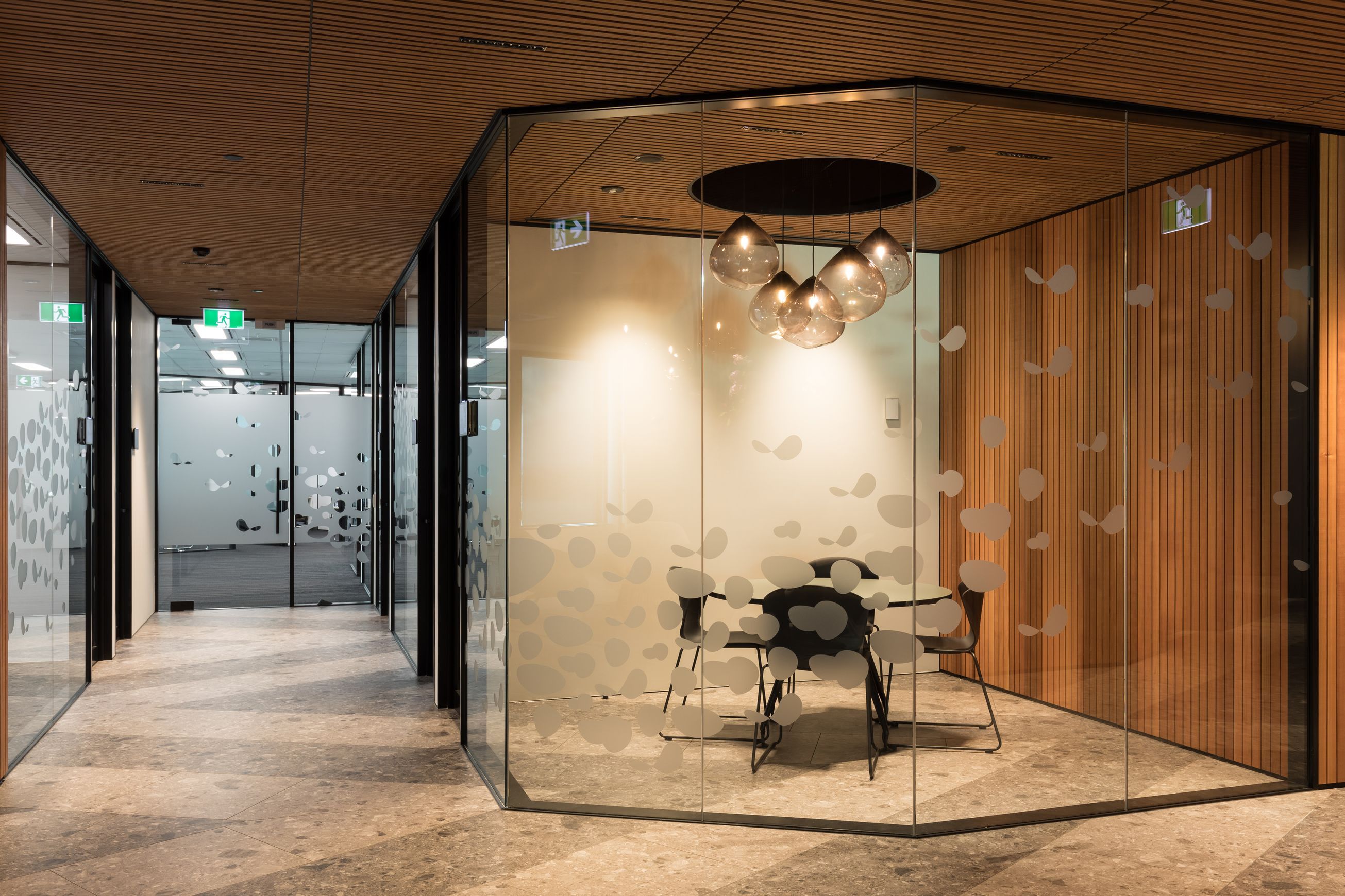E Series 132 Aluminium Partitioning System