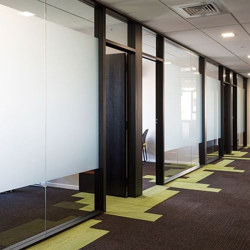 A Series 132  Aluminium Partitioning System