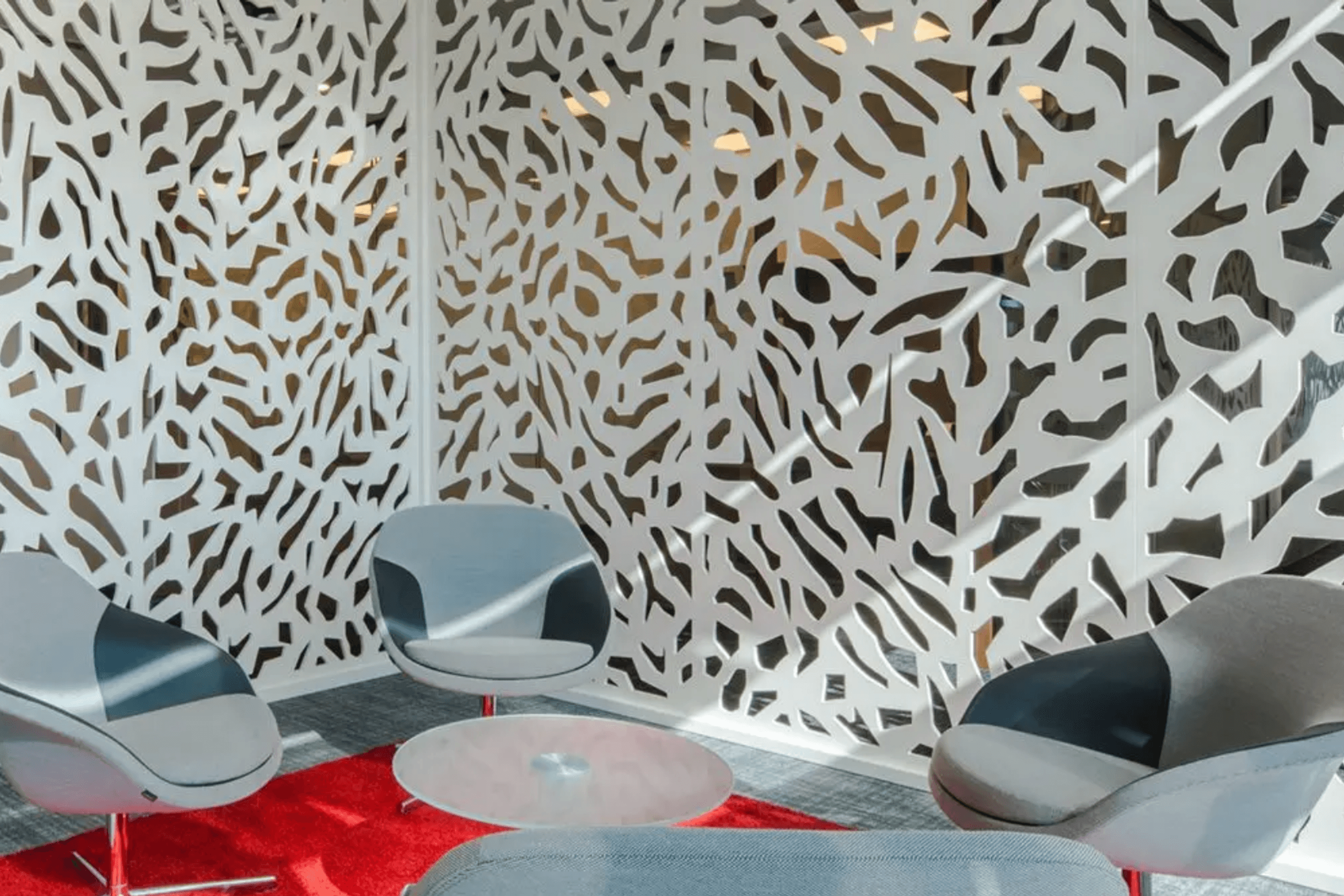 Cascade Hanging Screens