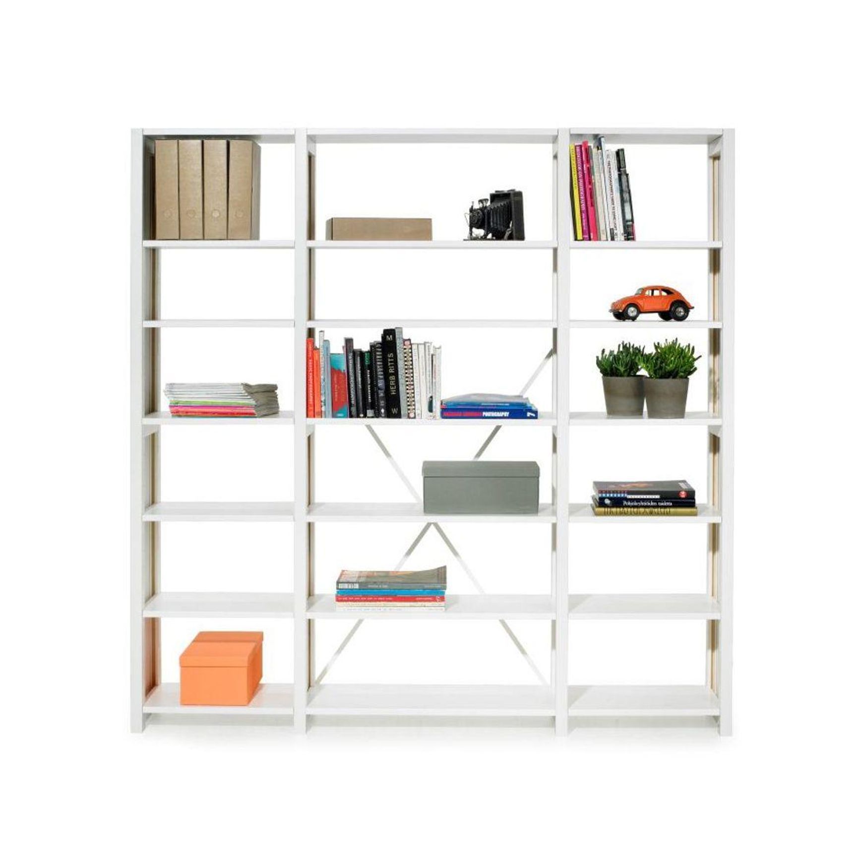 Classic Shelving by Lundia