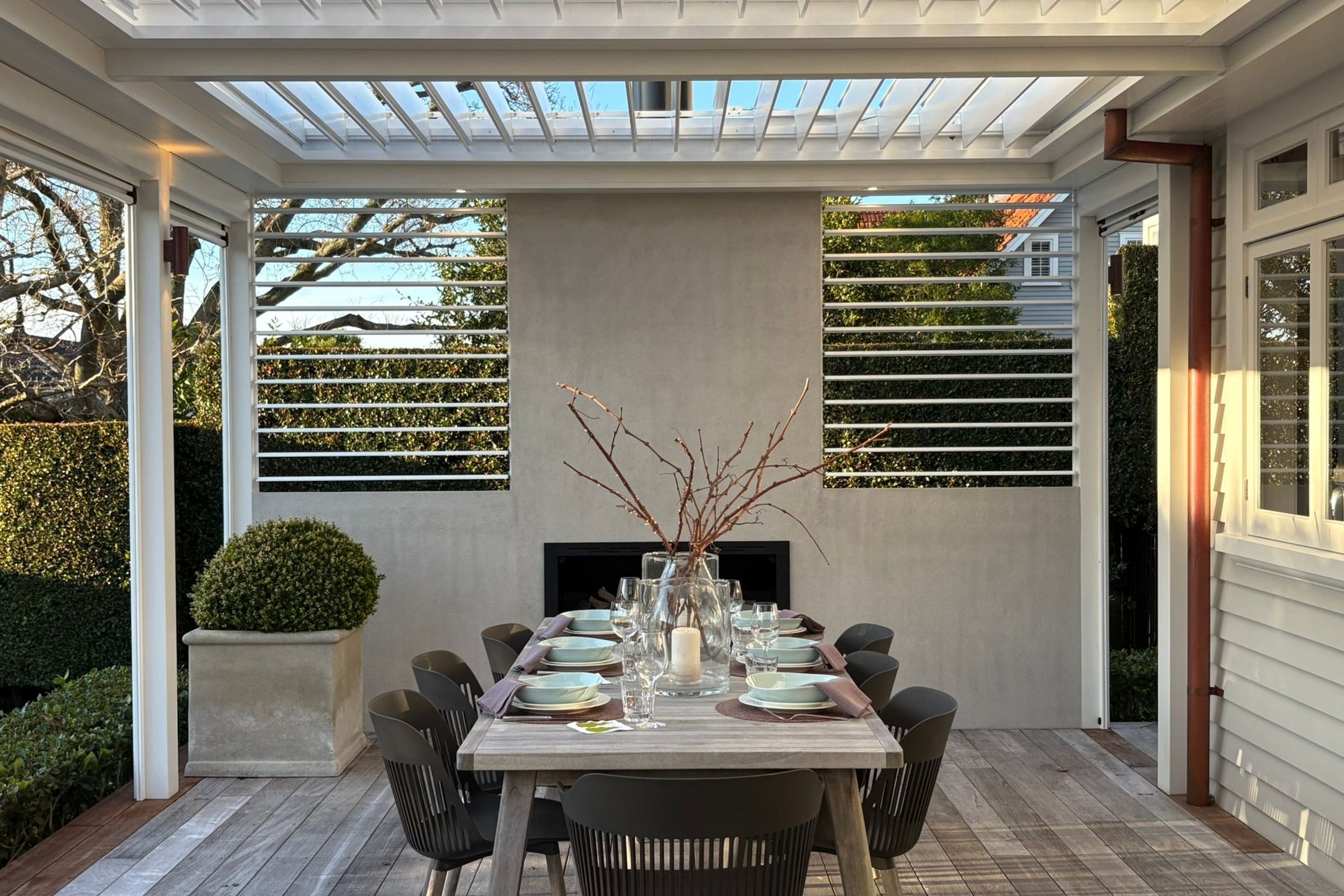 Locarno RLS200 Louvre Roof System
