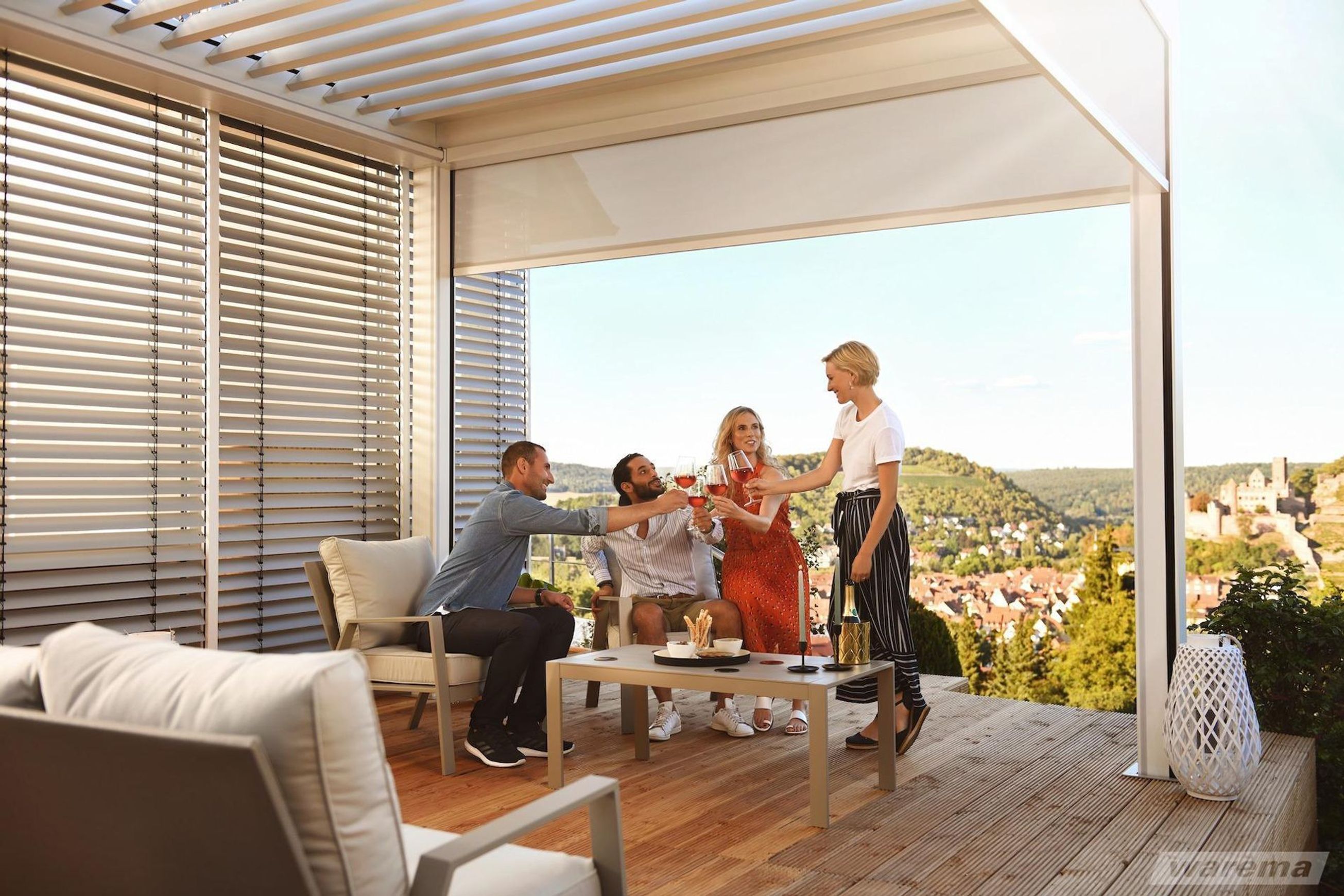 Lamaxa L60 Louvre Roof | Warema