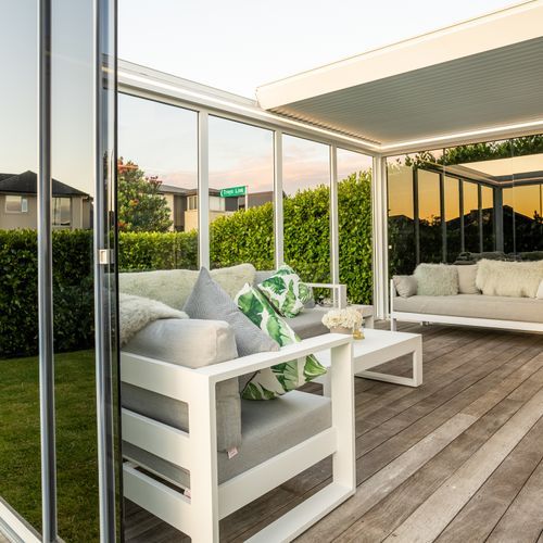 Tuttovetro Frameless Glass Enclosures