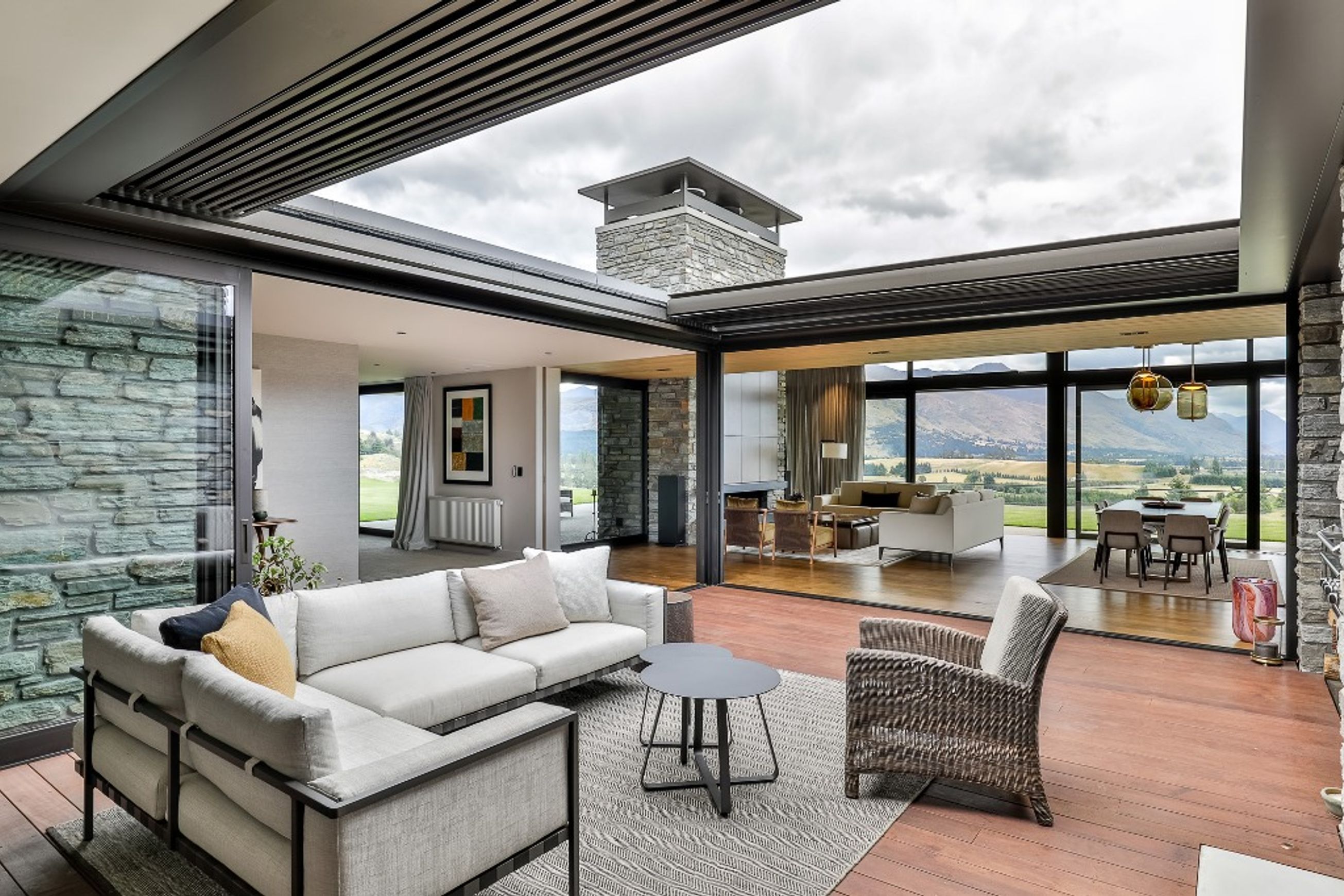 Louvretec Retractable Opening Roofs