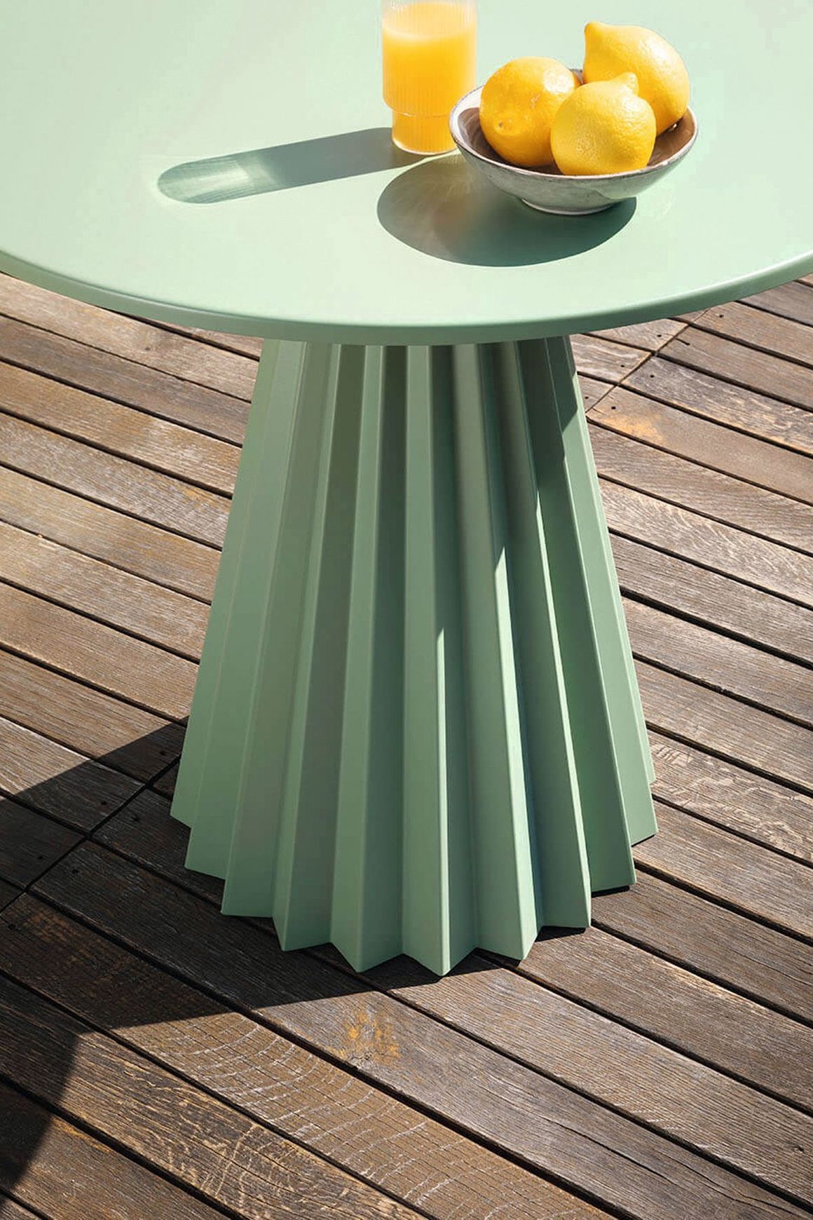 Plisse Outdoor Bistro Table