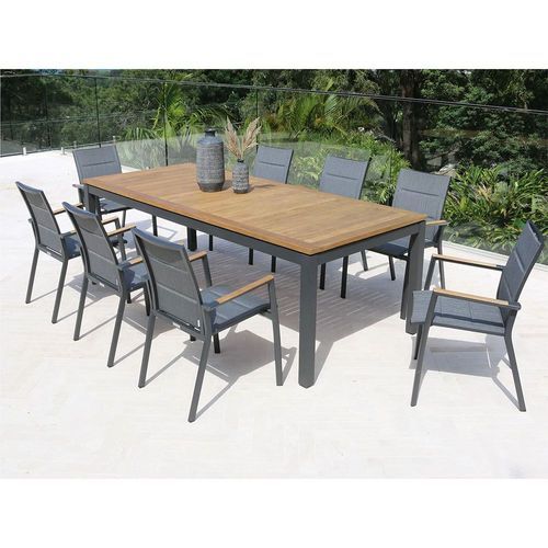 Barcelona Extension Table with 8 Serang Chairs