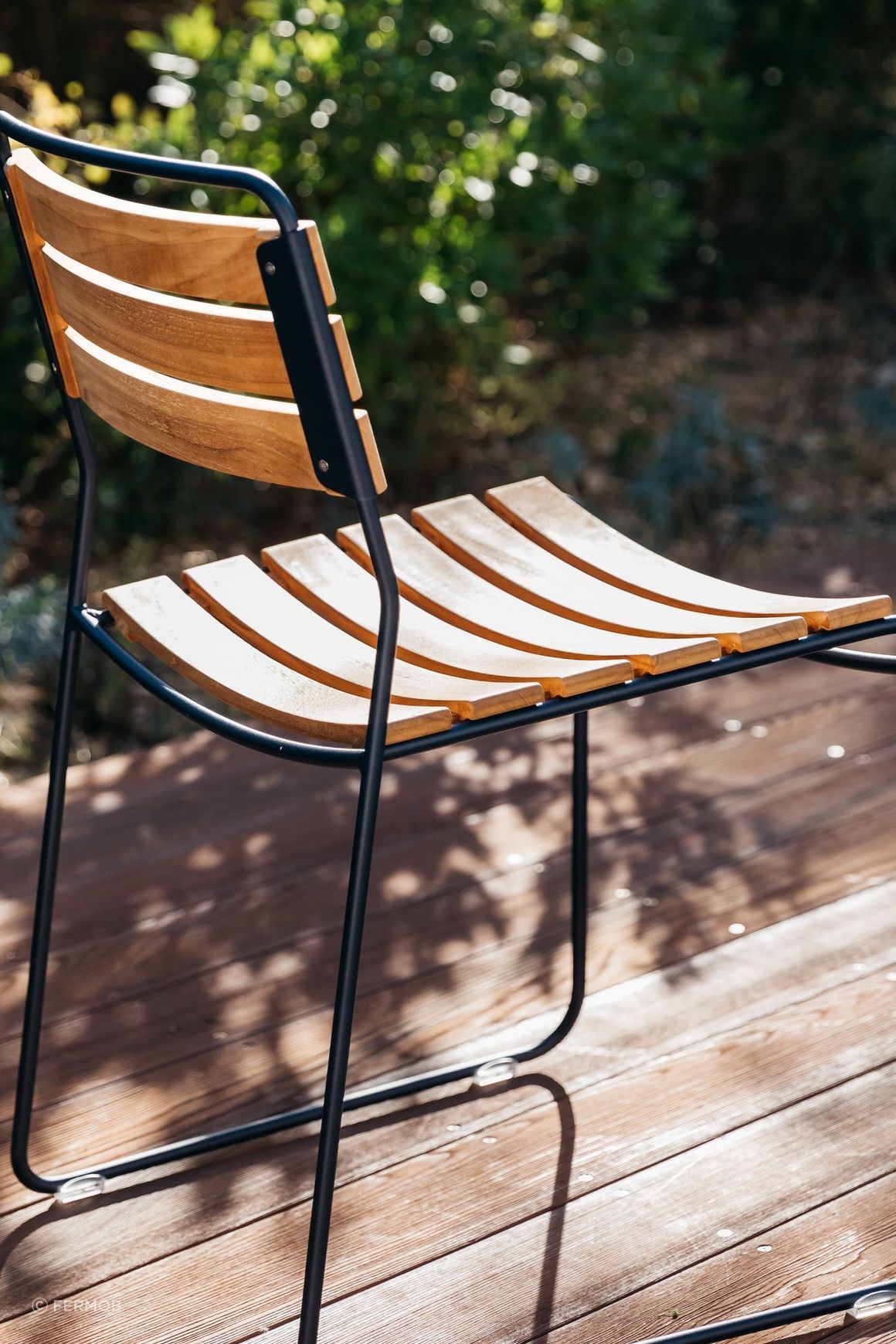 Surprising Chair - Teak