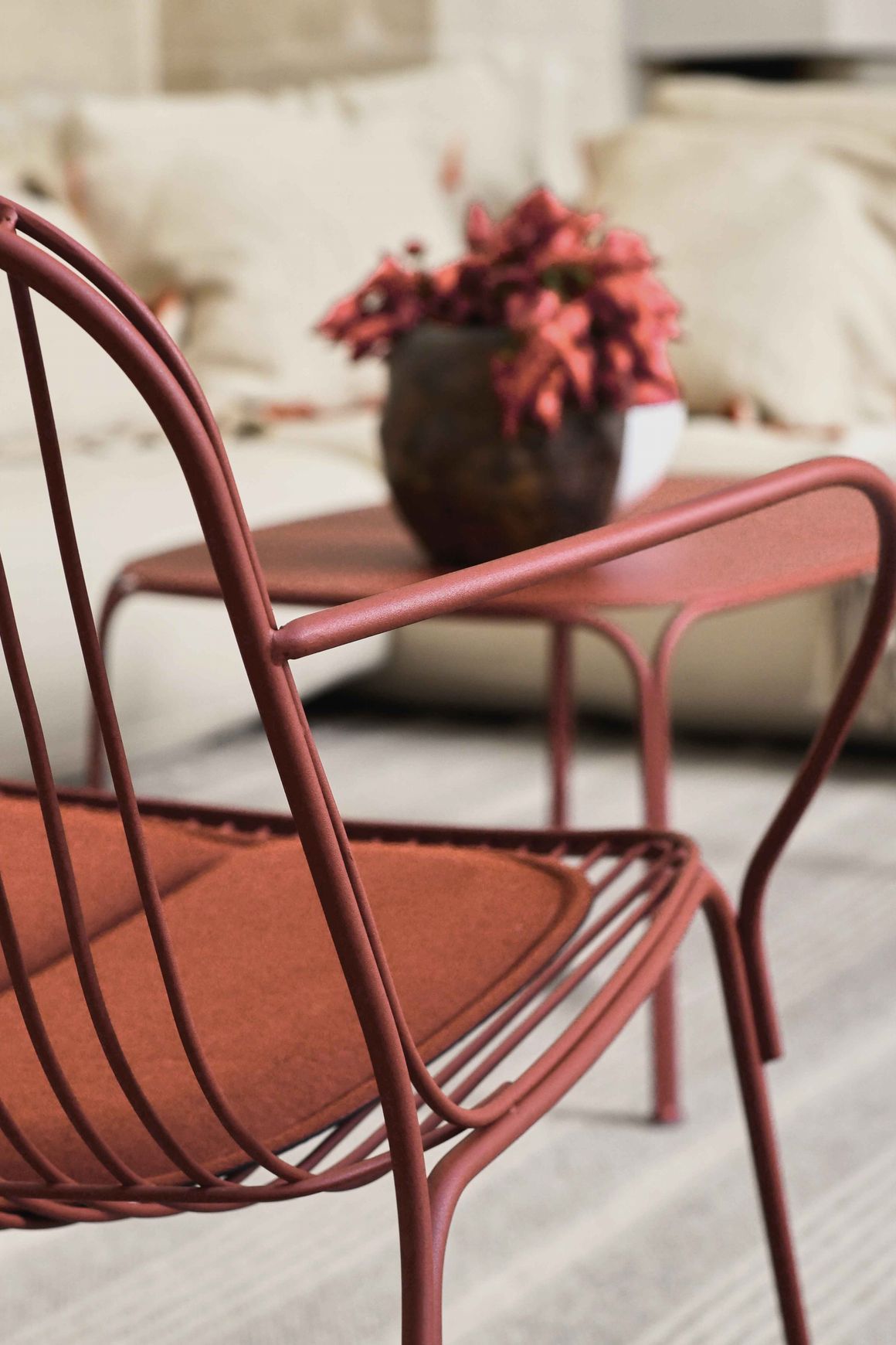 HiRay Armchair