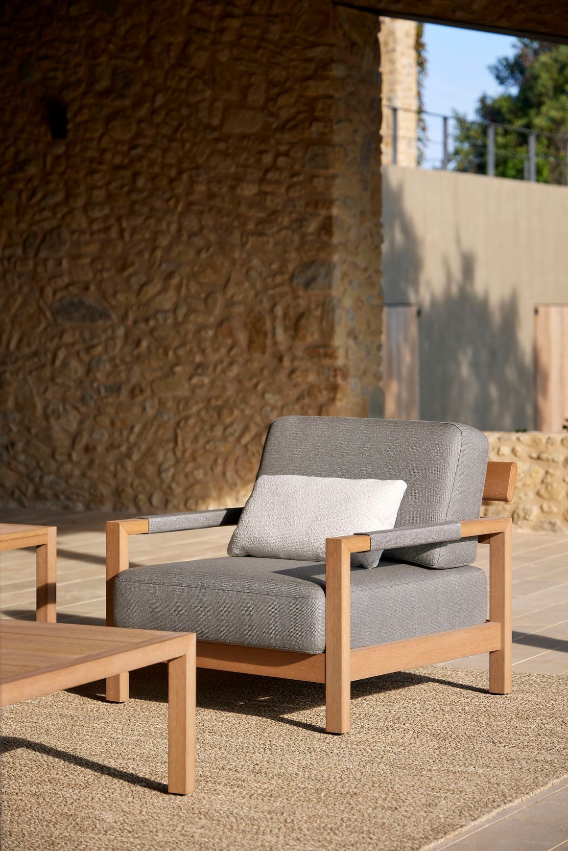 Kubik Outdoor TechTeak Armchair by Point