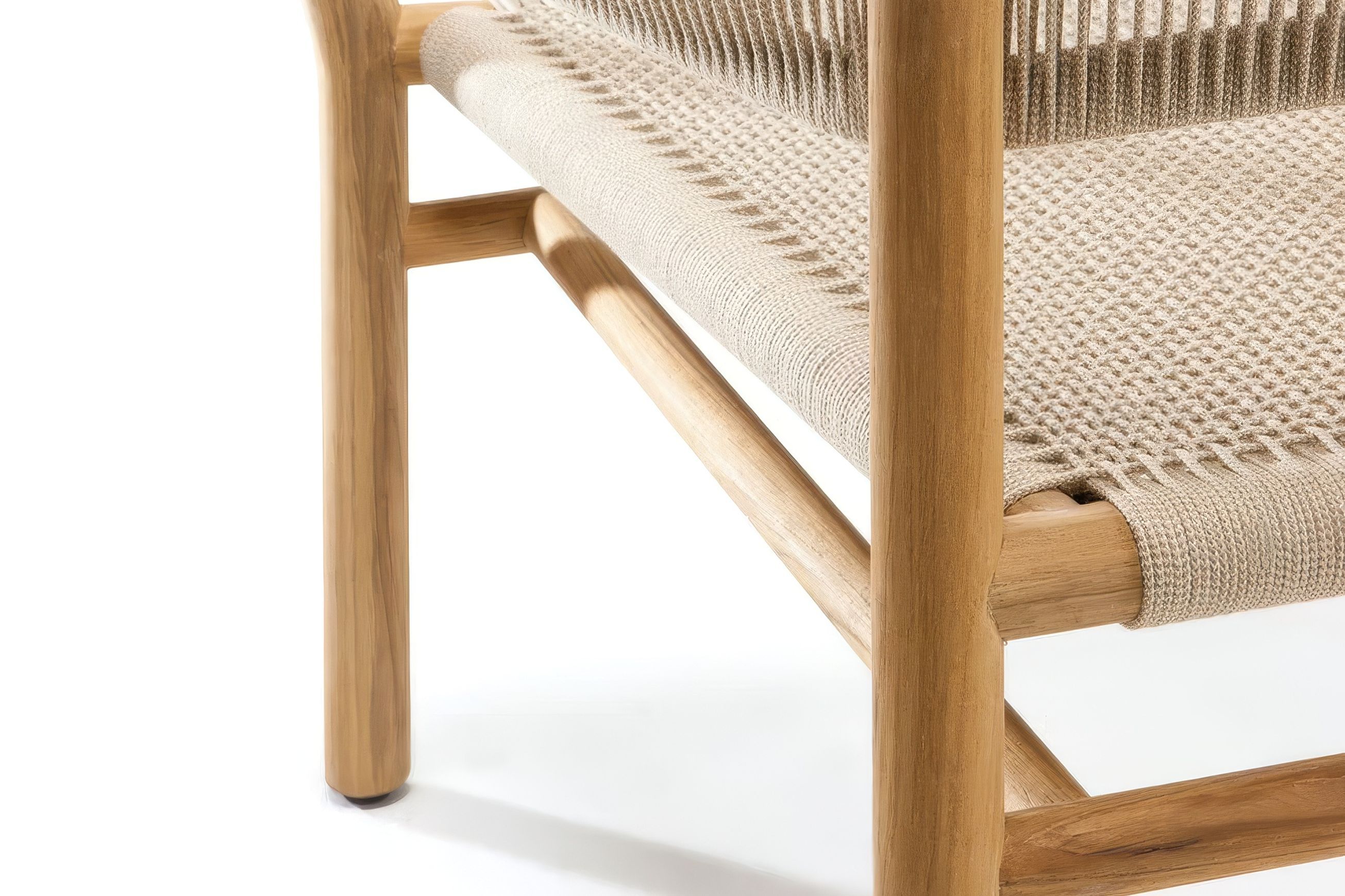 ETHIMO KILT Lounge Armchair