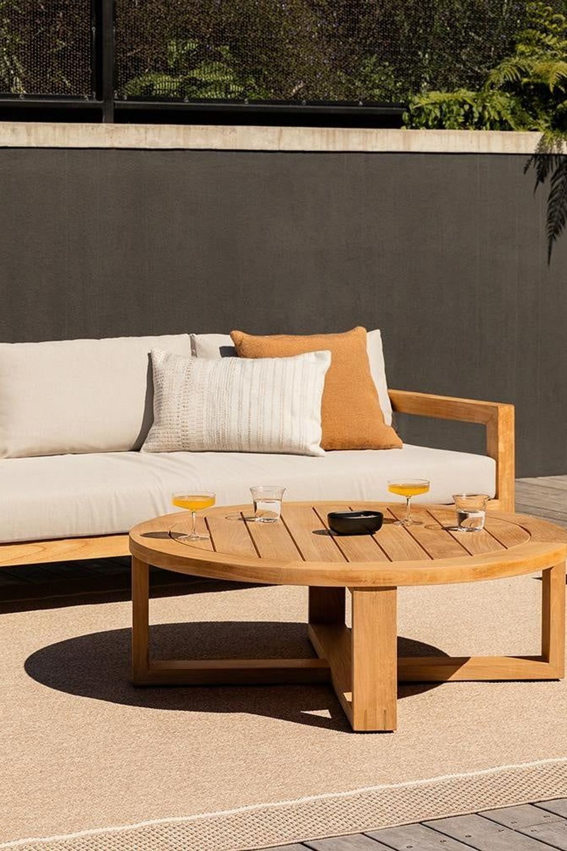 Baya Sonnet In & Outdoor Cushion - Almond
