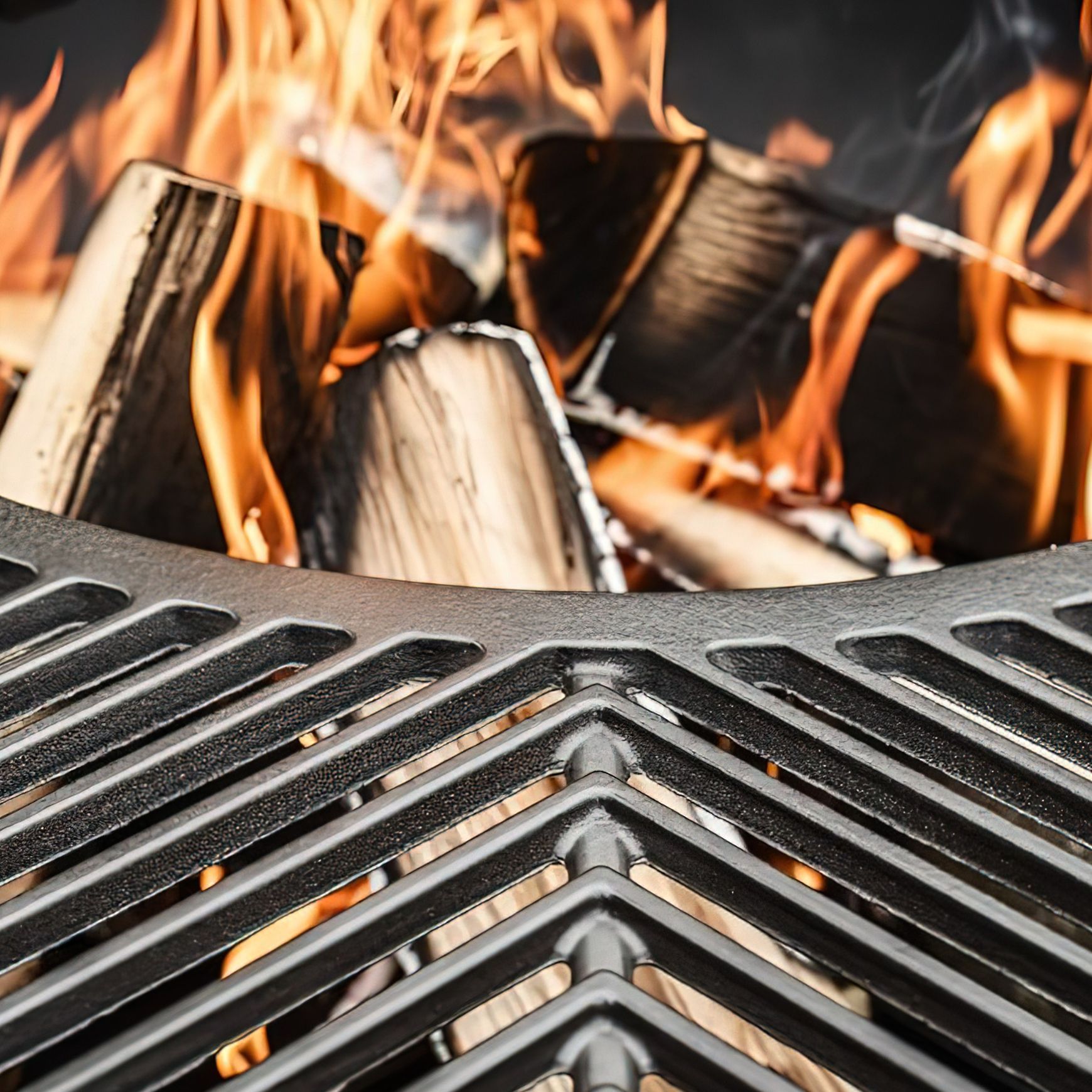 Hergóm Meteor Cast Iron Fire Pit