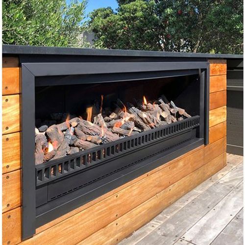 Aura Flued Outdoor Fireplace | 1500mm