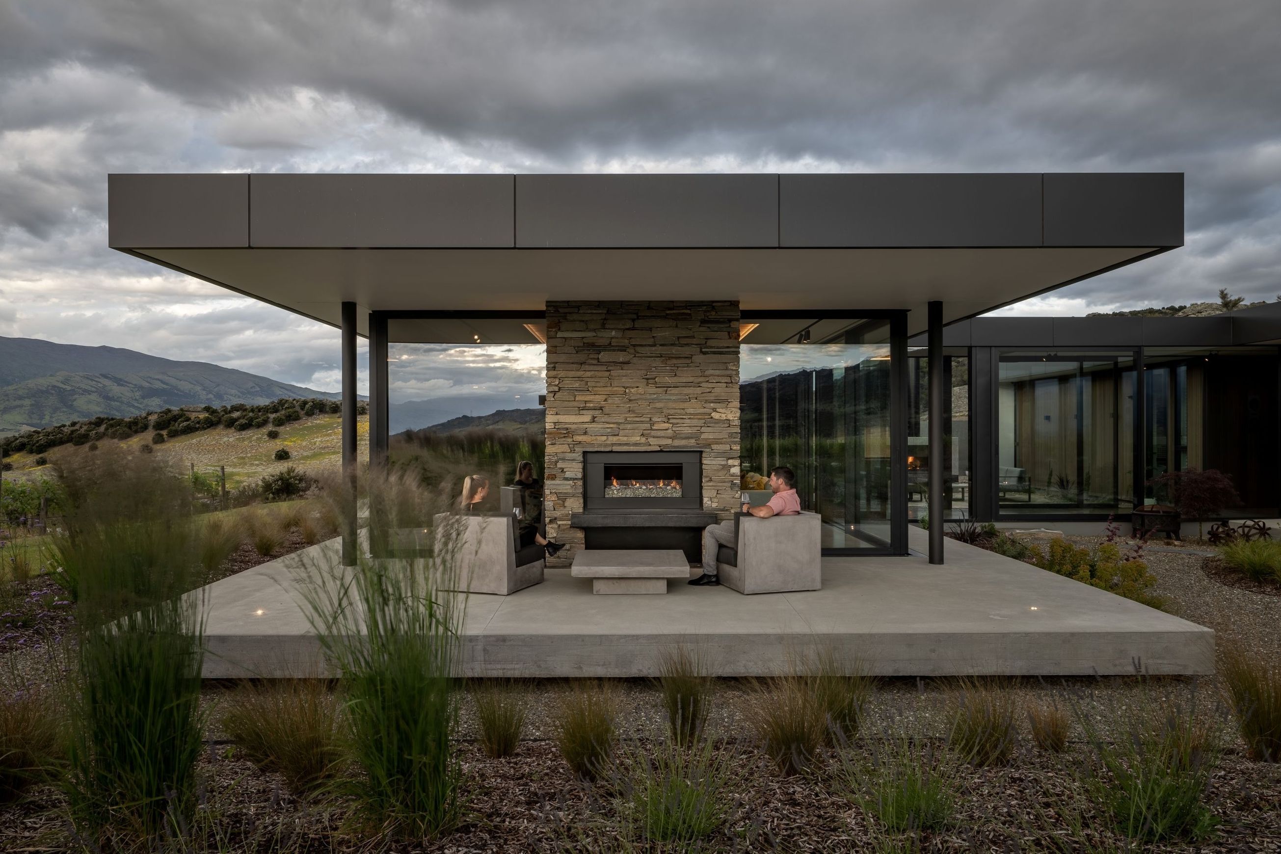 Escea EF5000 Outdoor Gas Fireplace