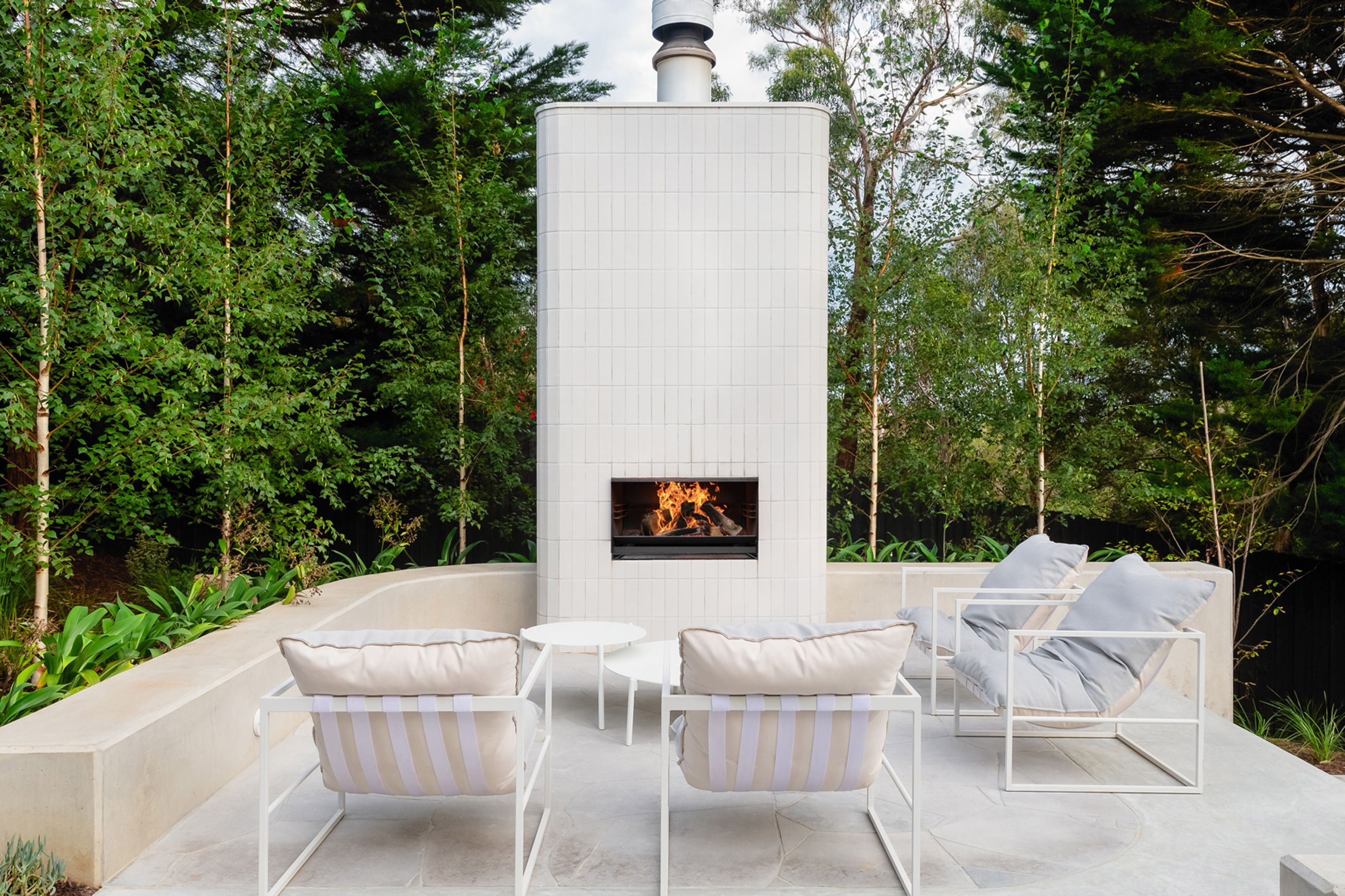 Escea EW5000 Outdoor Cooking Fire