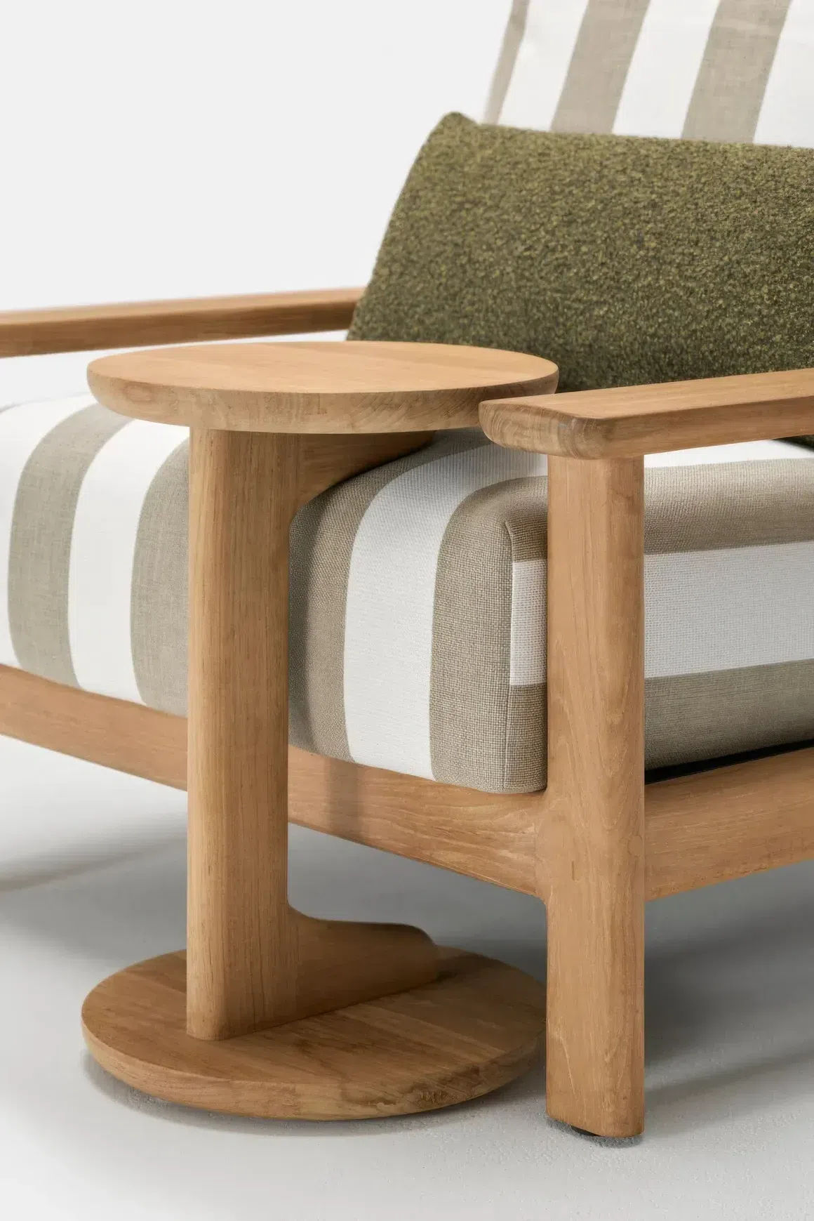 Shoreham Lounge Chair