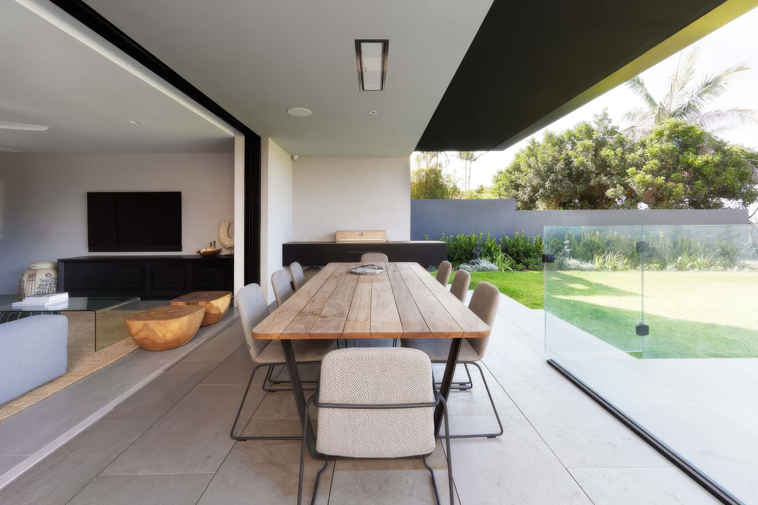 Platinum Smart-Heat™ Electric Outdoor Heater series