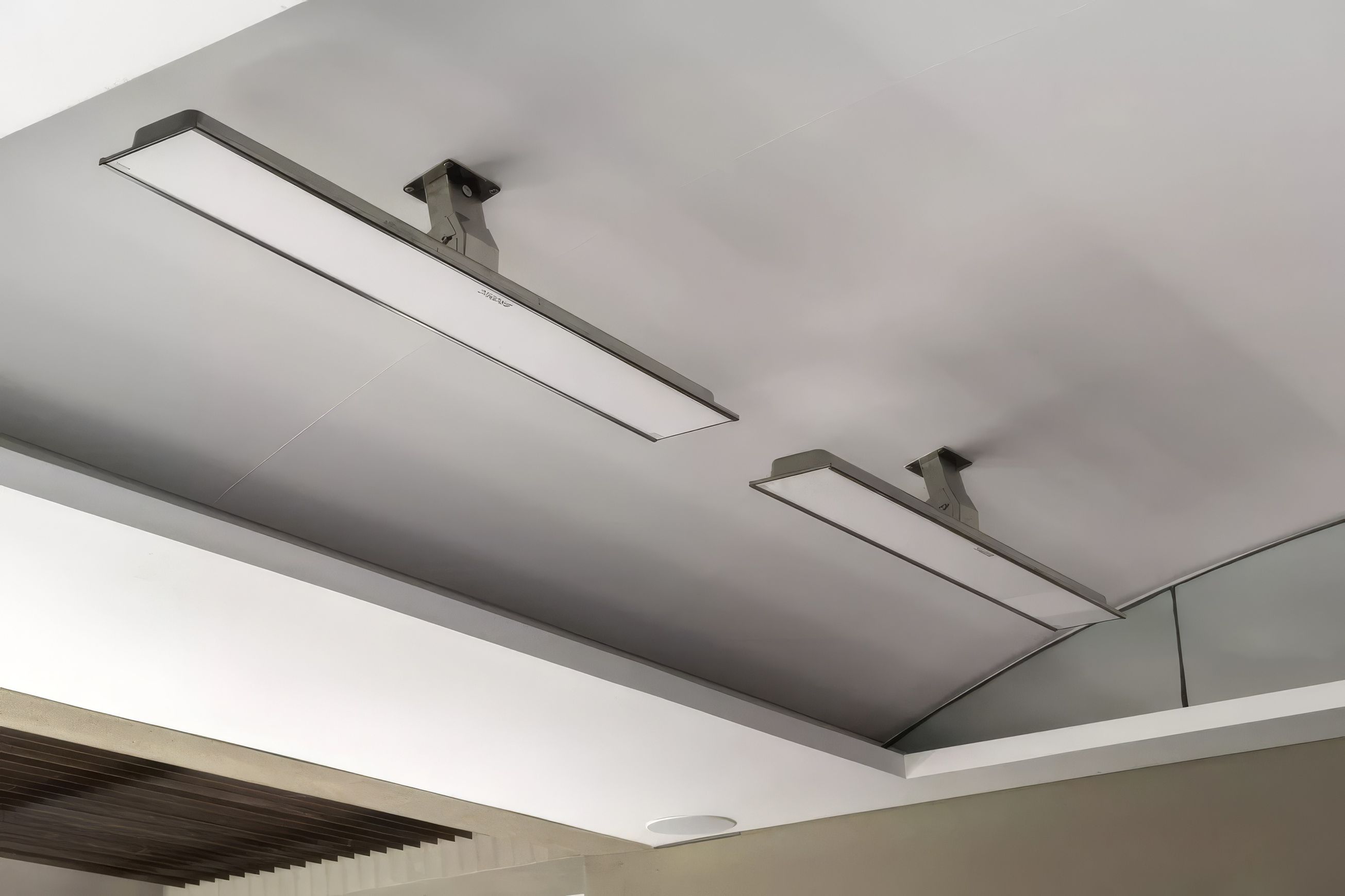 Platinum Smart-Heat™ Electric Outdoor Heater series