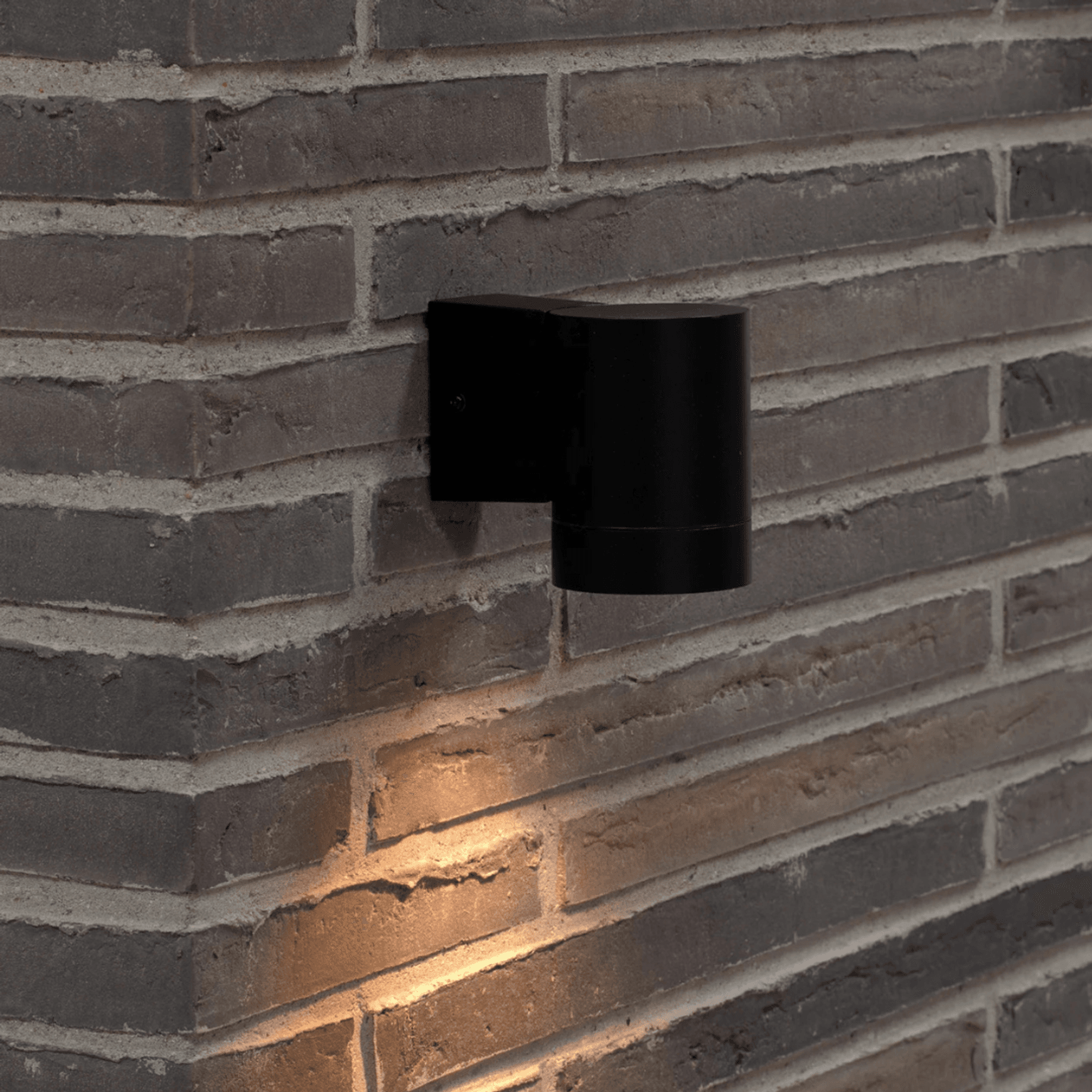 Tin Maxi Wall Light