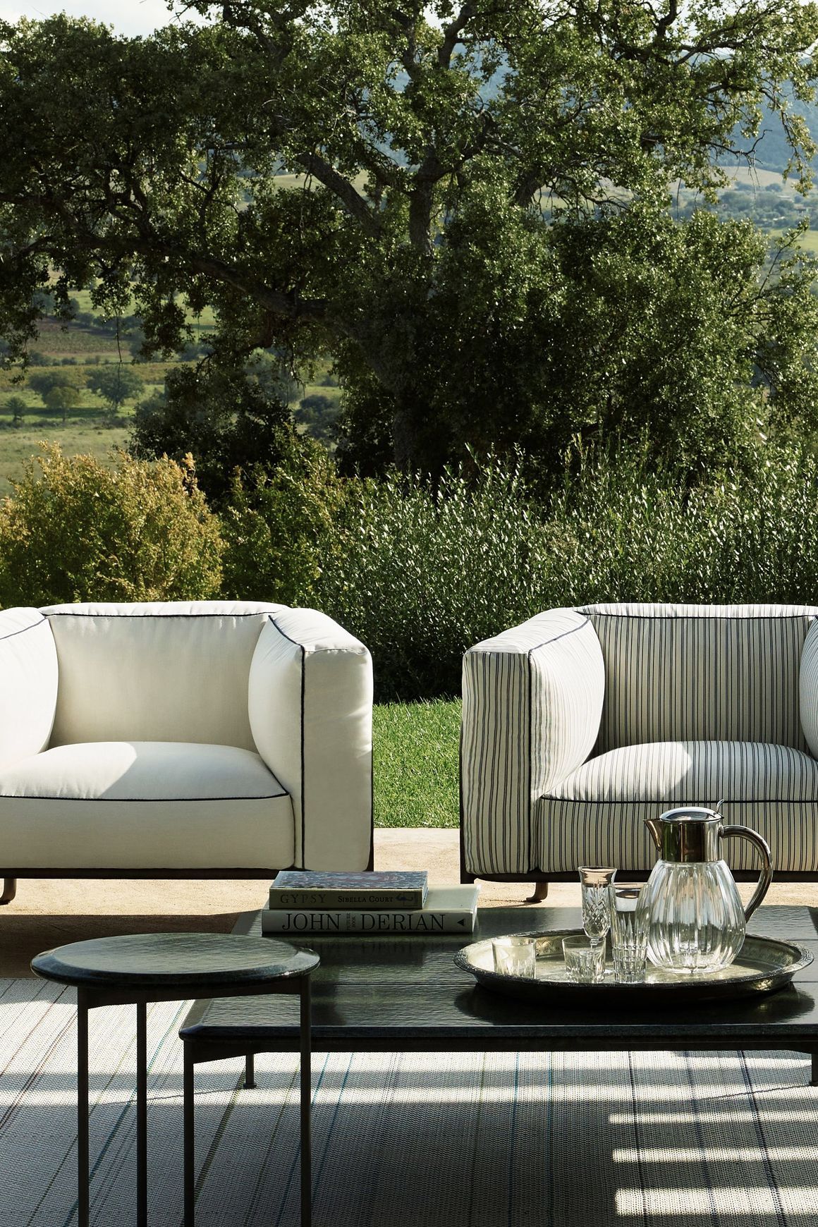 Borea Armchair